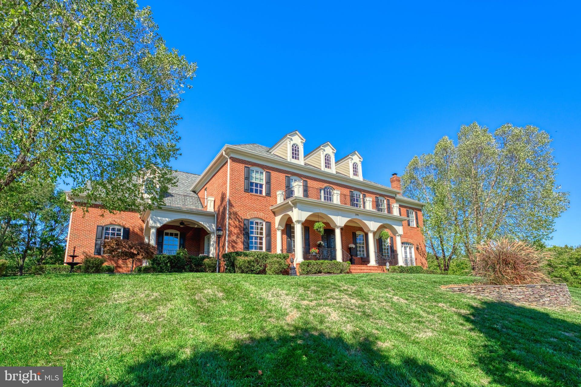 RASPBERRY FALLS - Residential