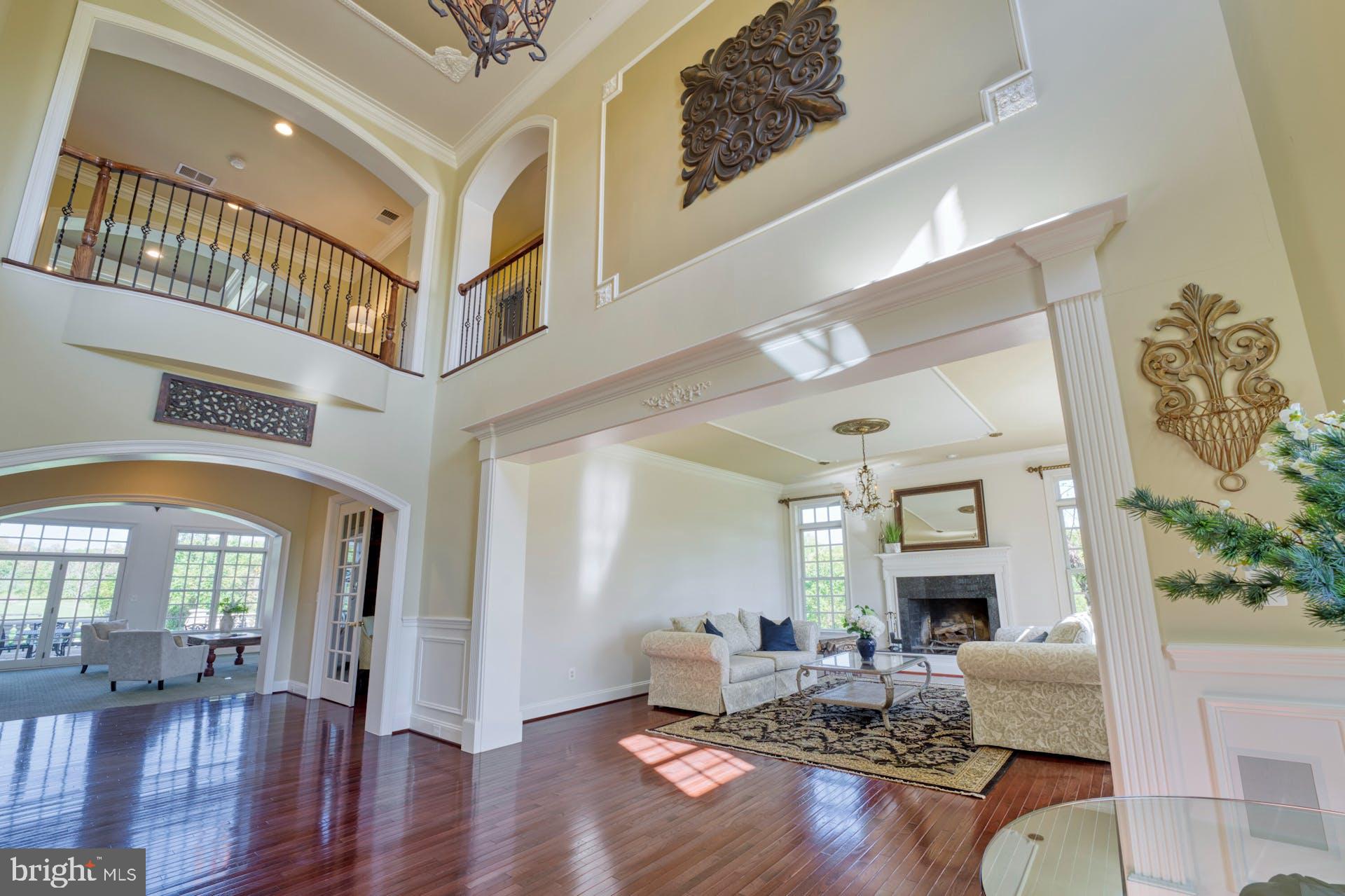 RASPBERRY FALLS - Residential