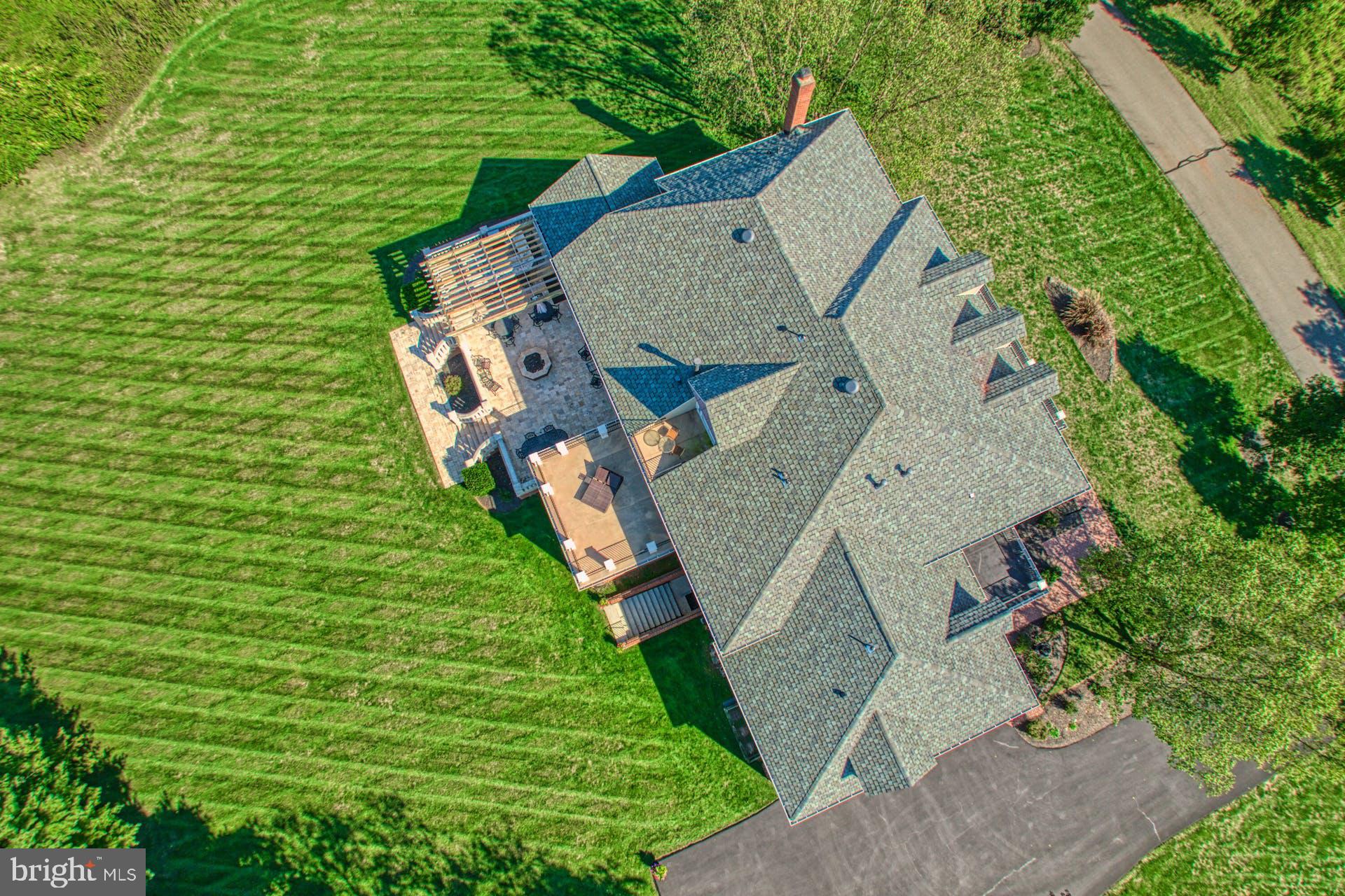 RASPBERRY FALLS - Residential