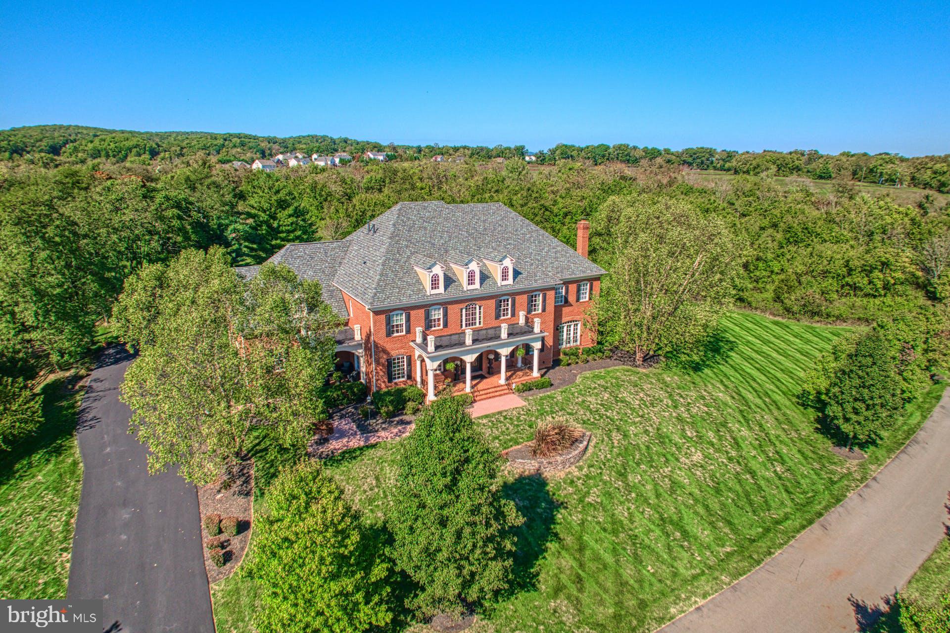 RASPBERRY FALLS - Residential