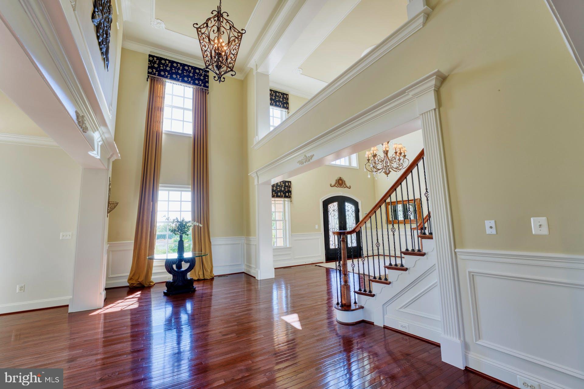 RASPBERRY FALLS - Residential