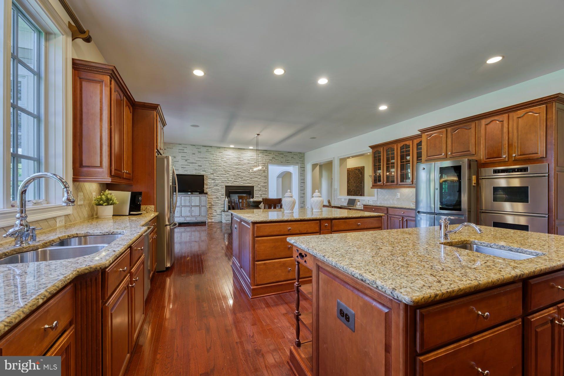 RASPBERRY FALLS - Residential