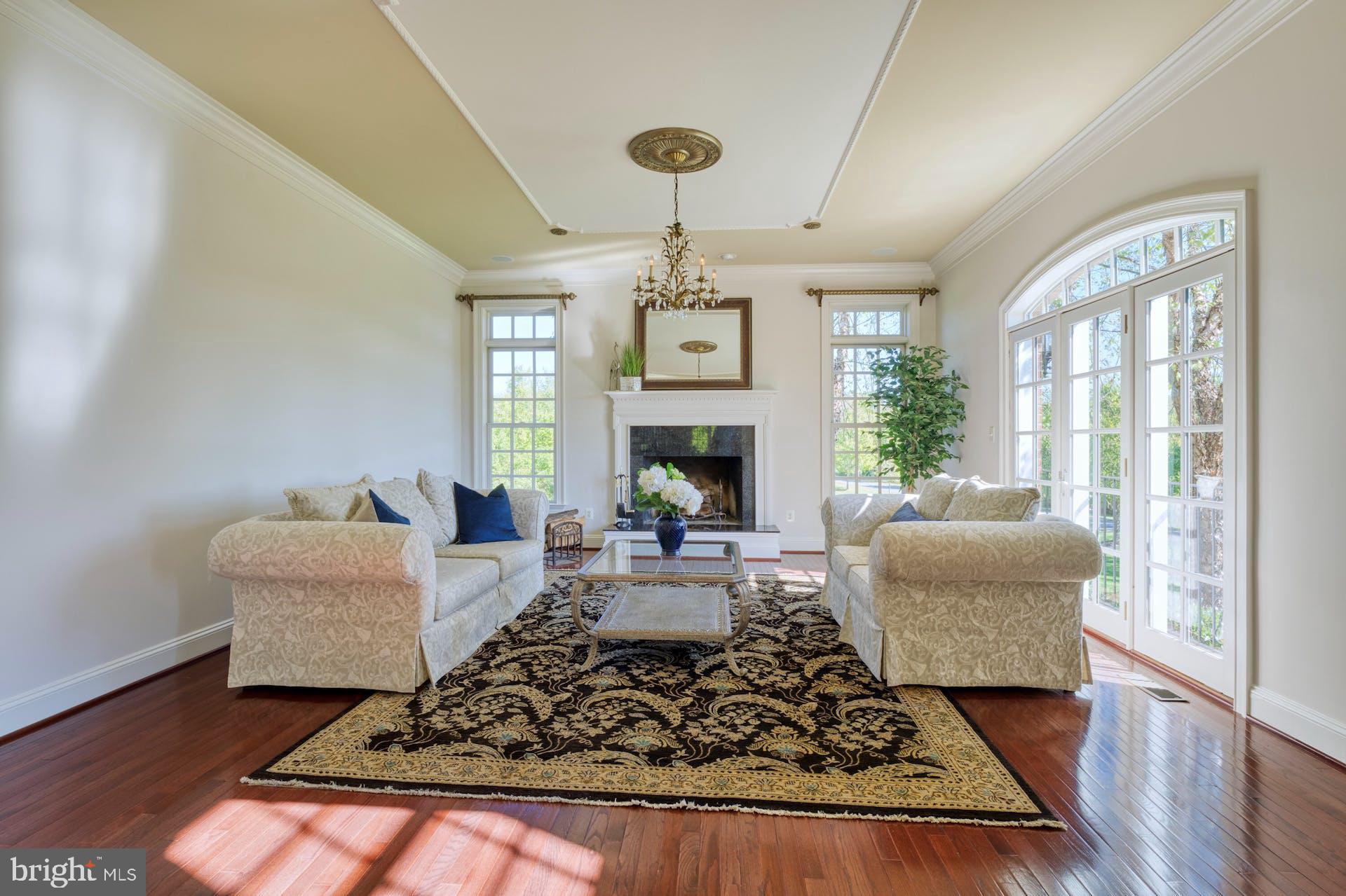 RASPBERRY FALLS - Residential