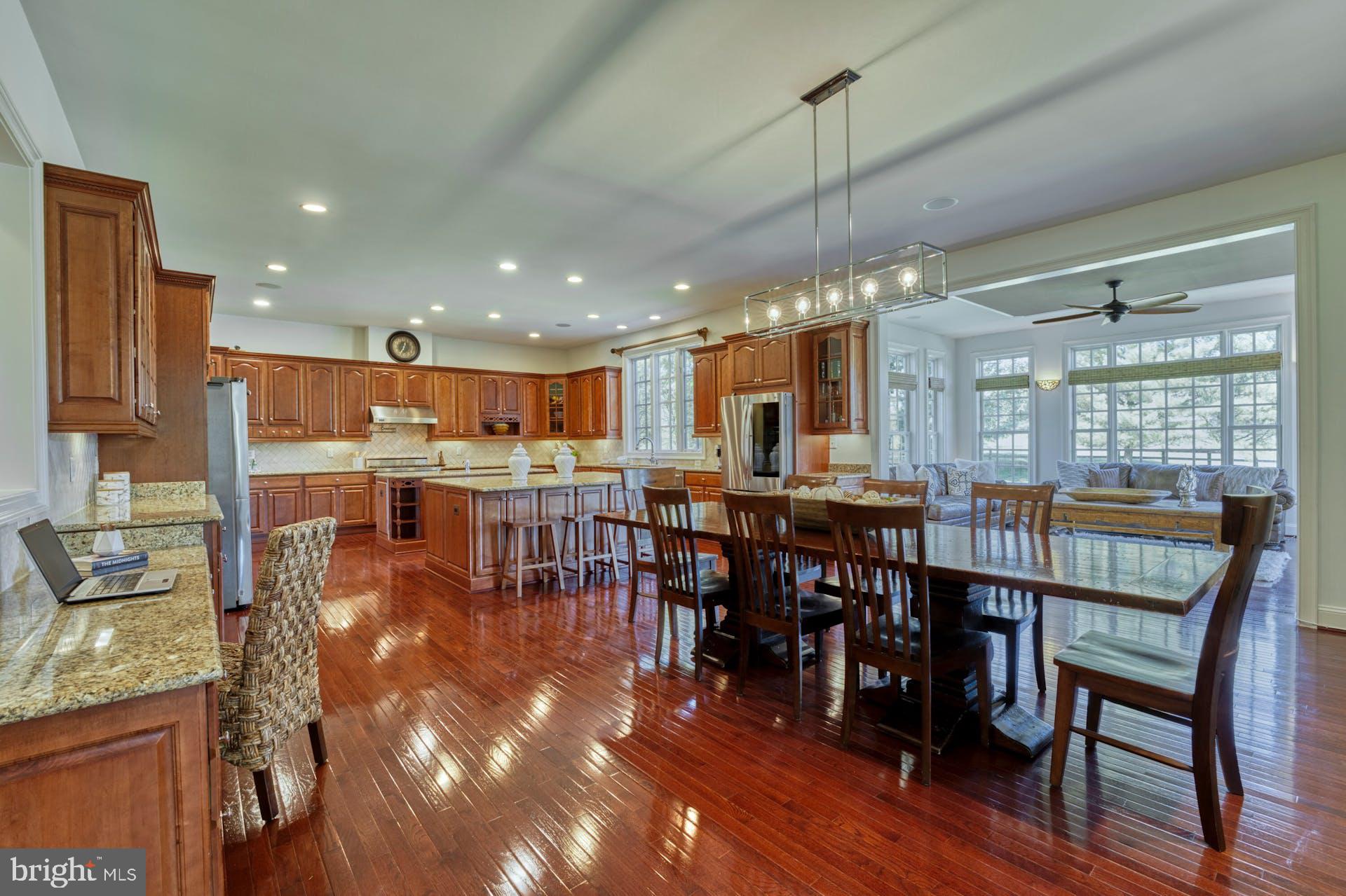 RASPBERRY FALLS - Residential