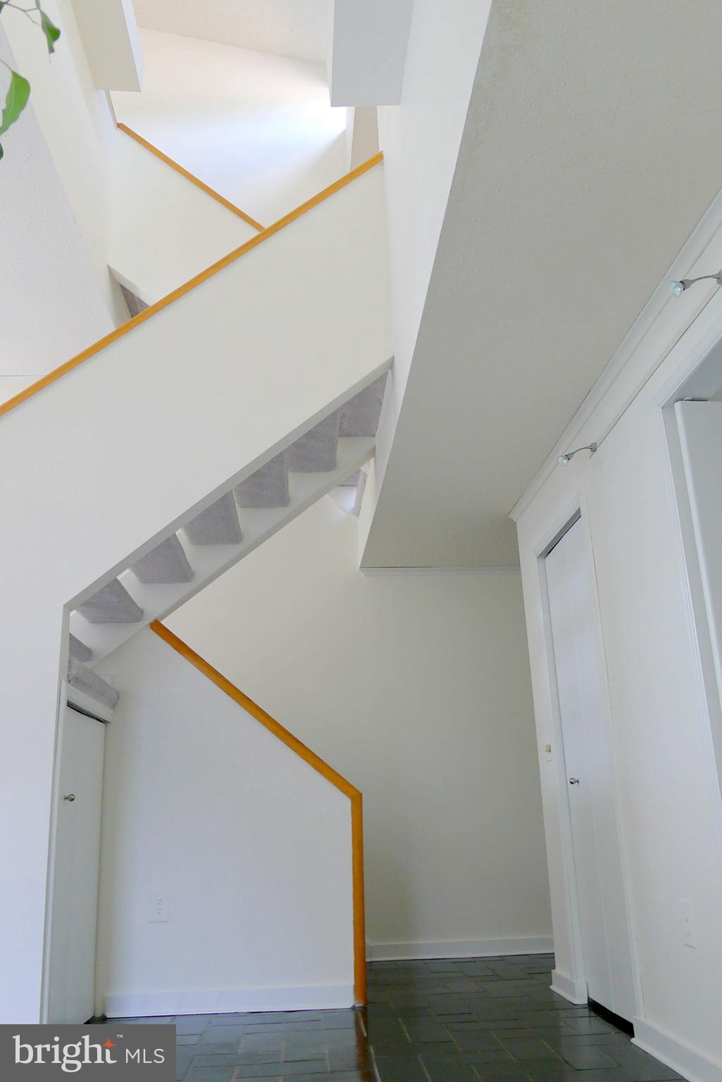 MOUNT WASHINGTON - Residential