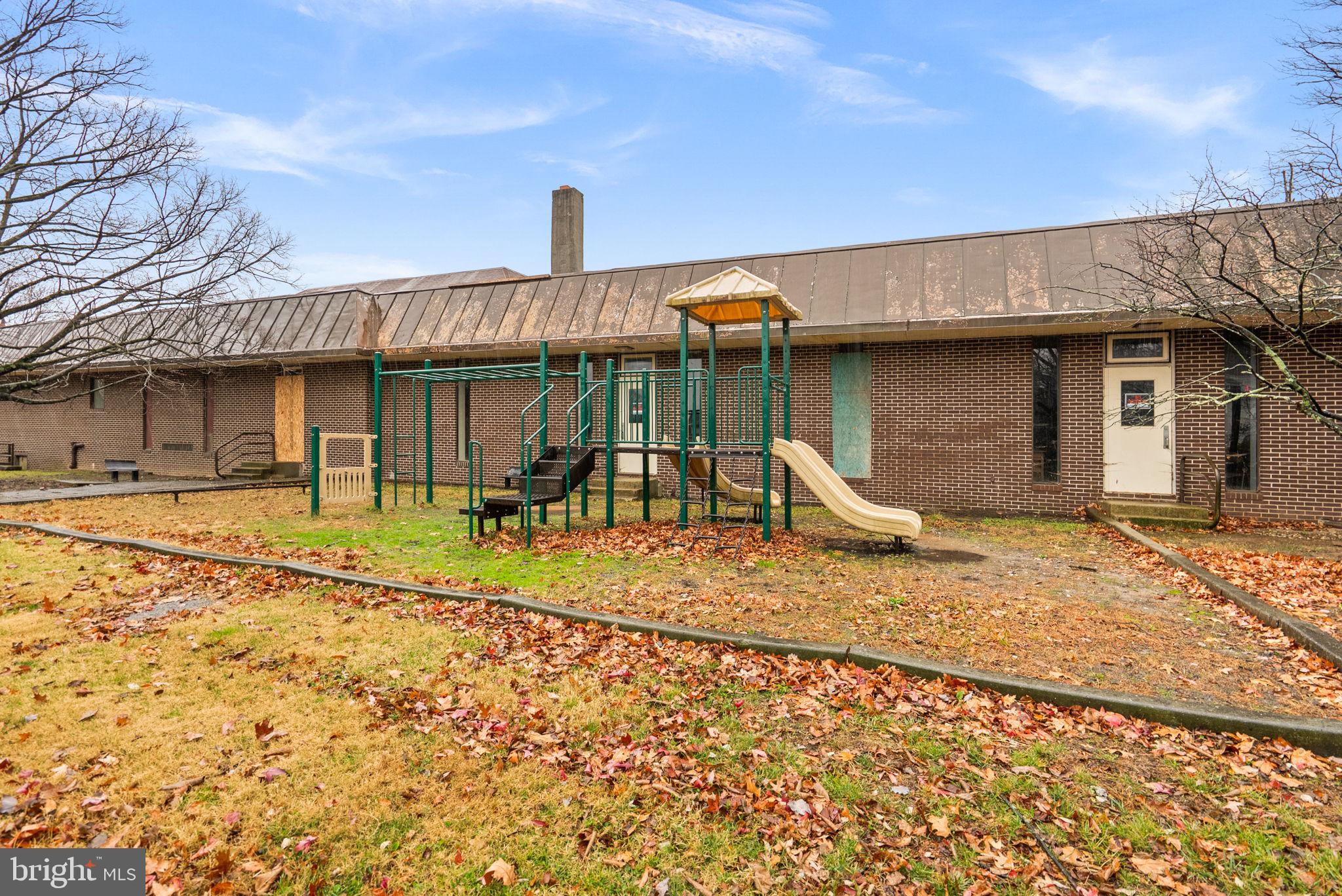 MOUNT WASHINGTON - Residential