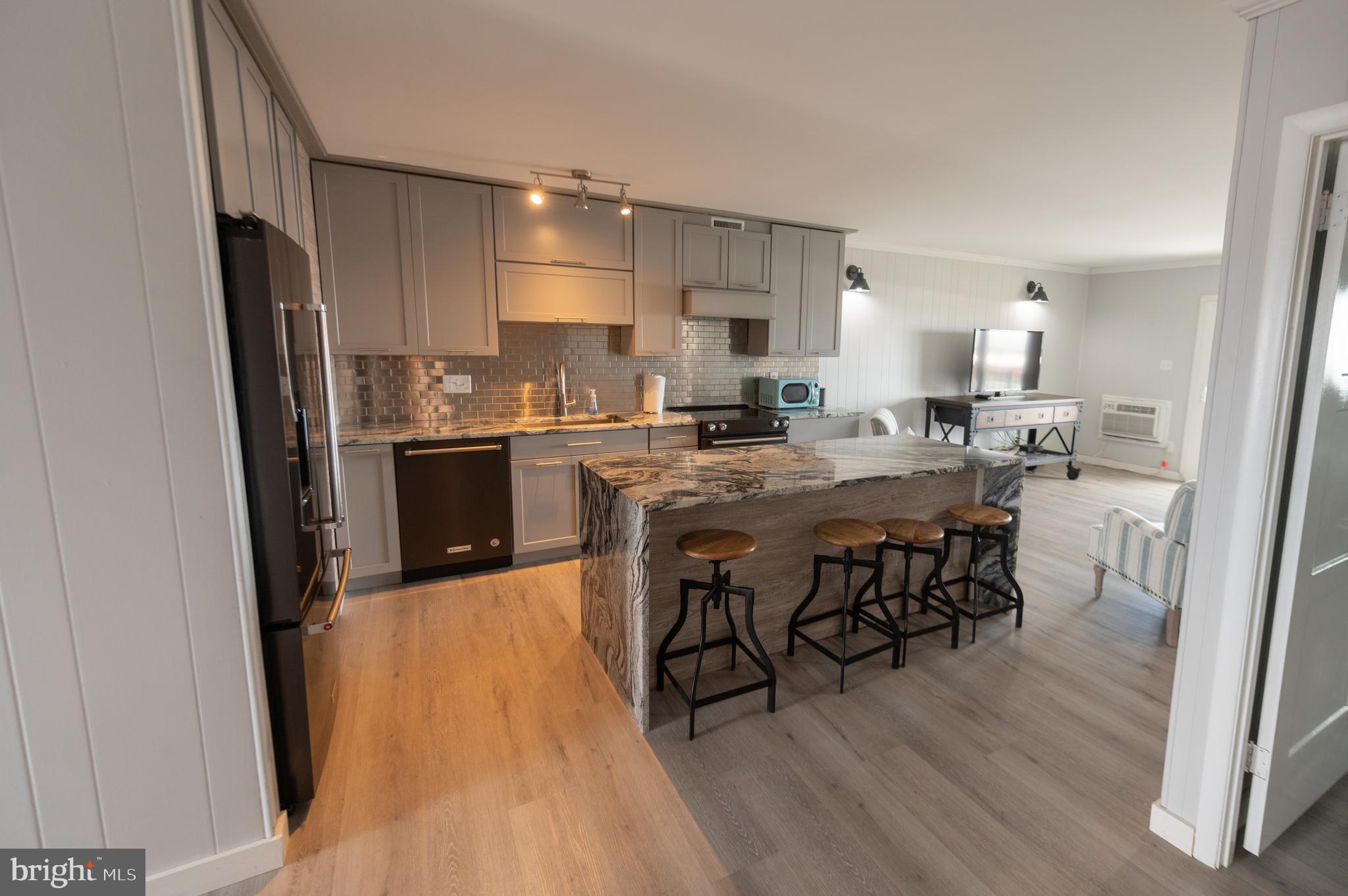 BAYSIDE - Residential