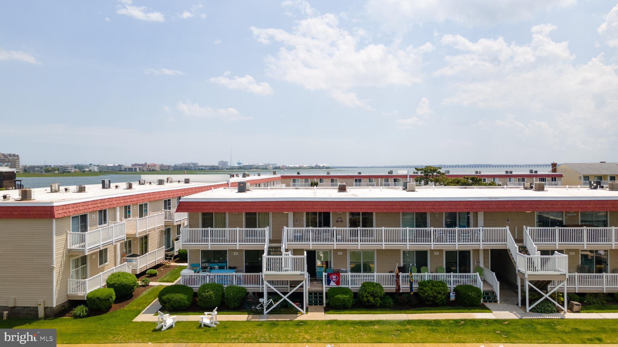 BAYSIDE - Residential