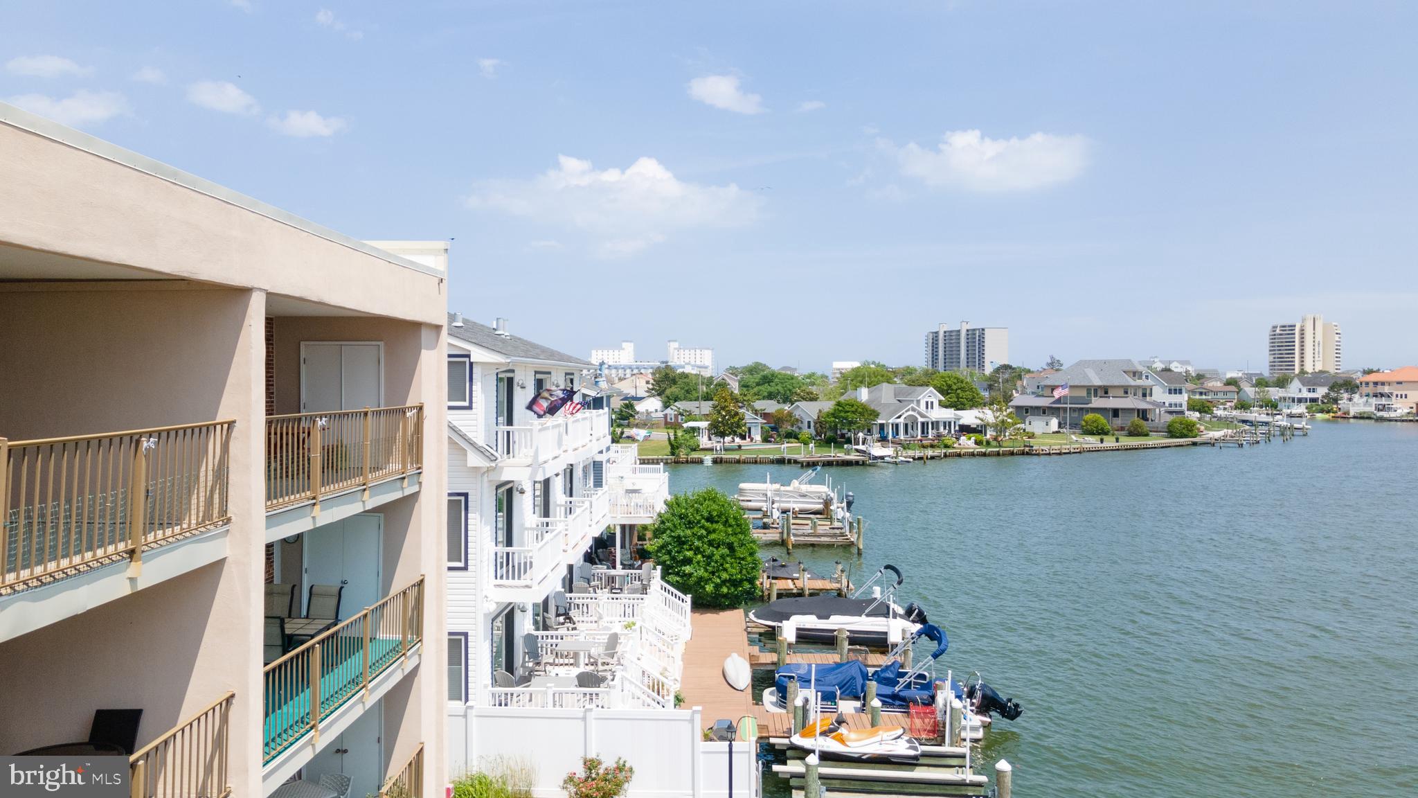 BAYSIDE - Residential
