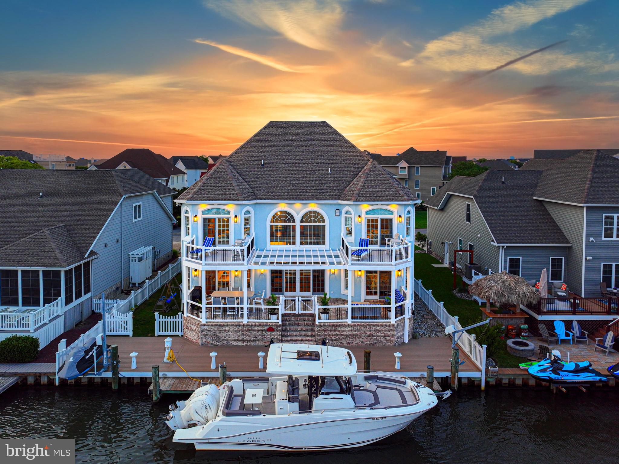 HERON HARBOUR - Residential