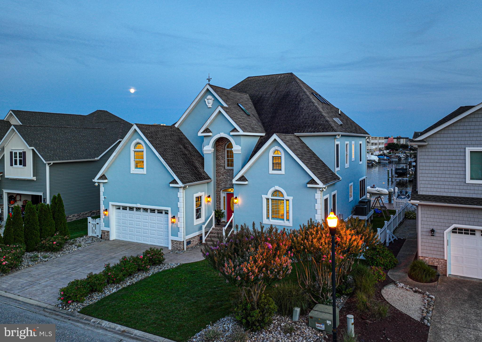 HERON HARBOUR - Residential