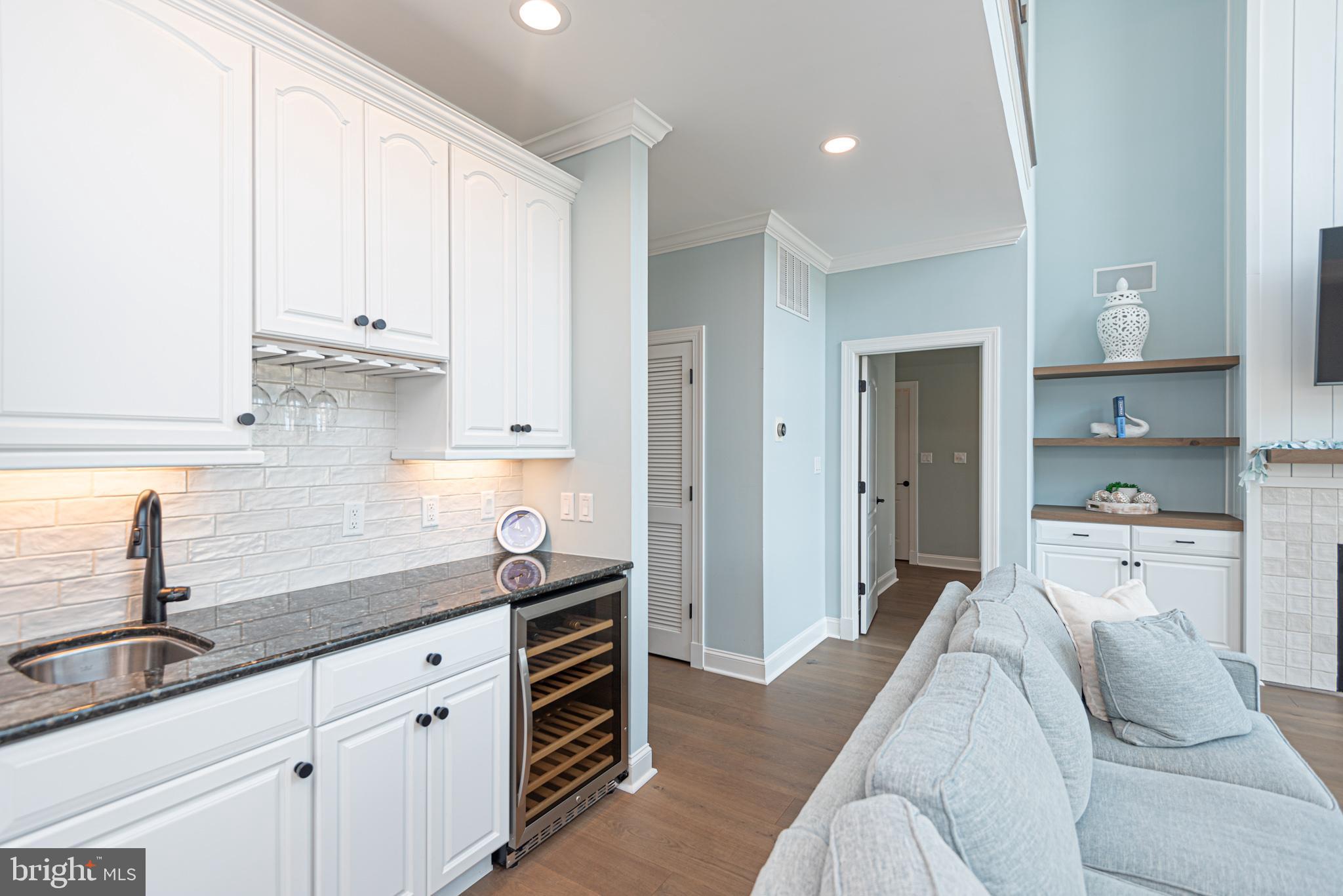 HERON HARBOUR - Residential