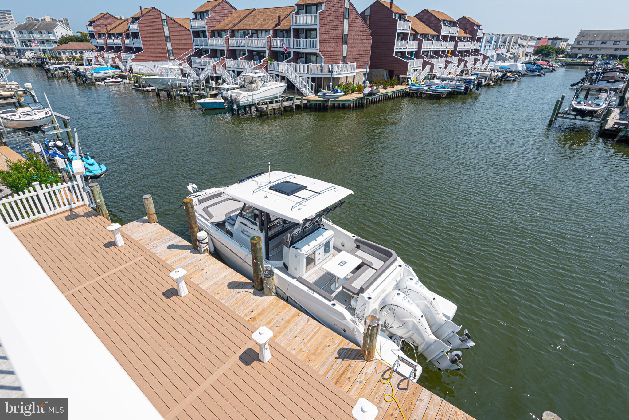 HERON HARBOUR - Residential