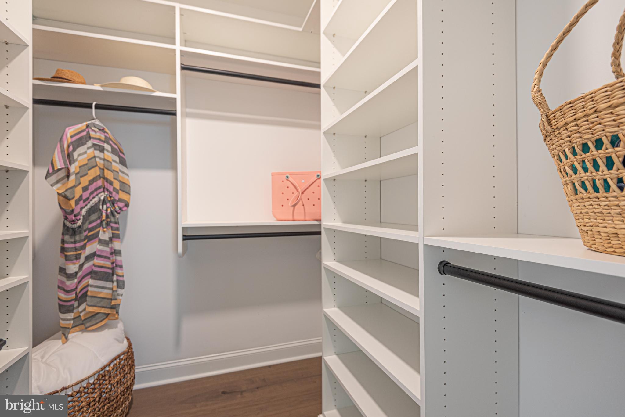 HERON HARBOUR - Residential