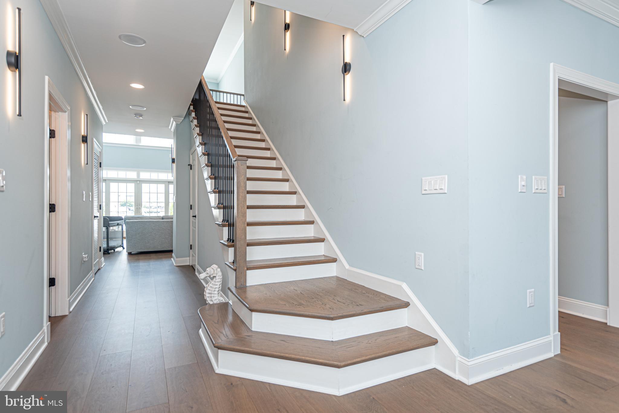 HERON HARBOUR - Residential