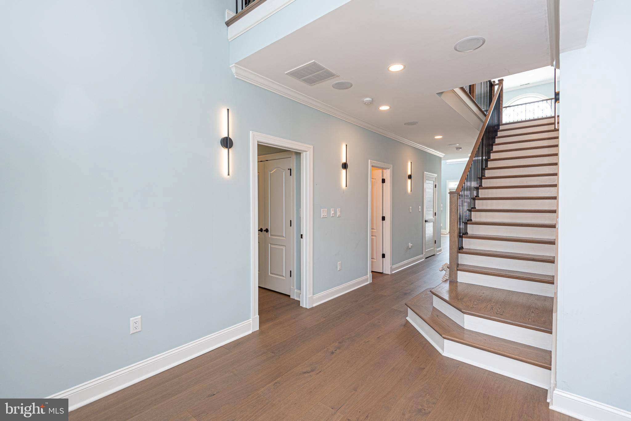 HERON HARBOUR - Residential