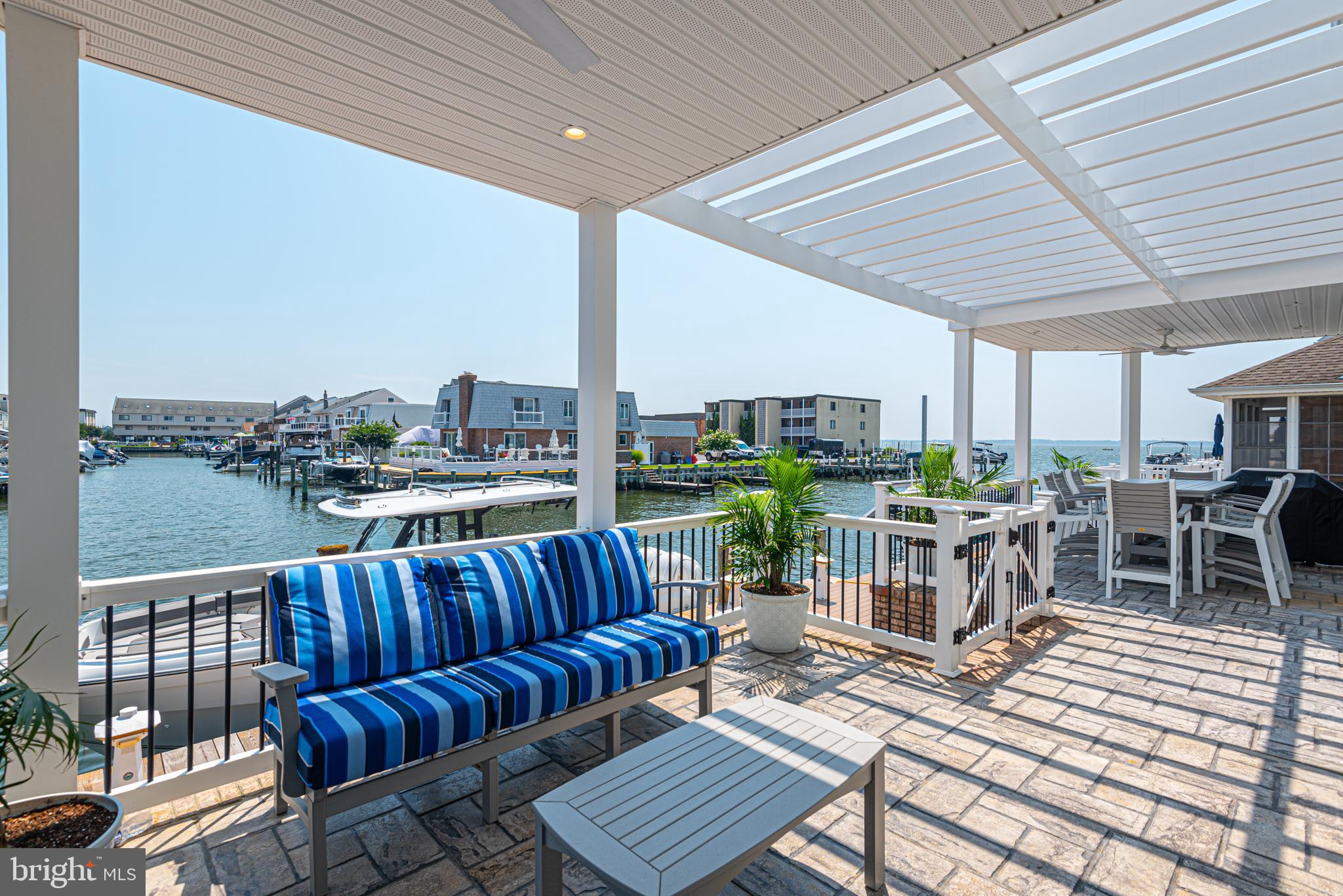 HERON HARBOUR - Residential