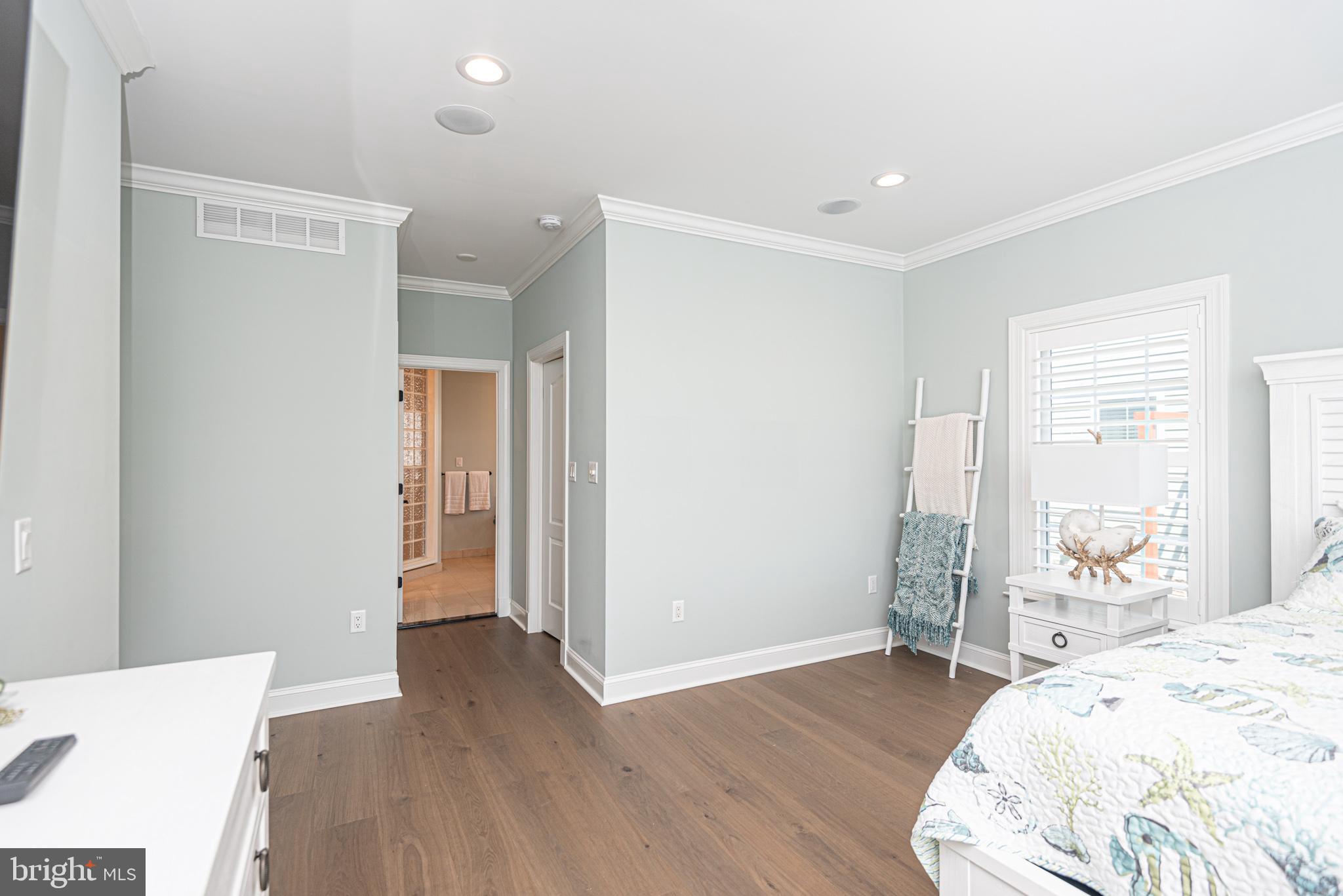 HERON HARBOUR - Residential