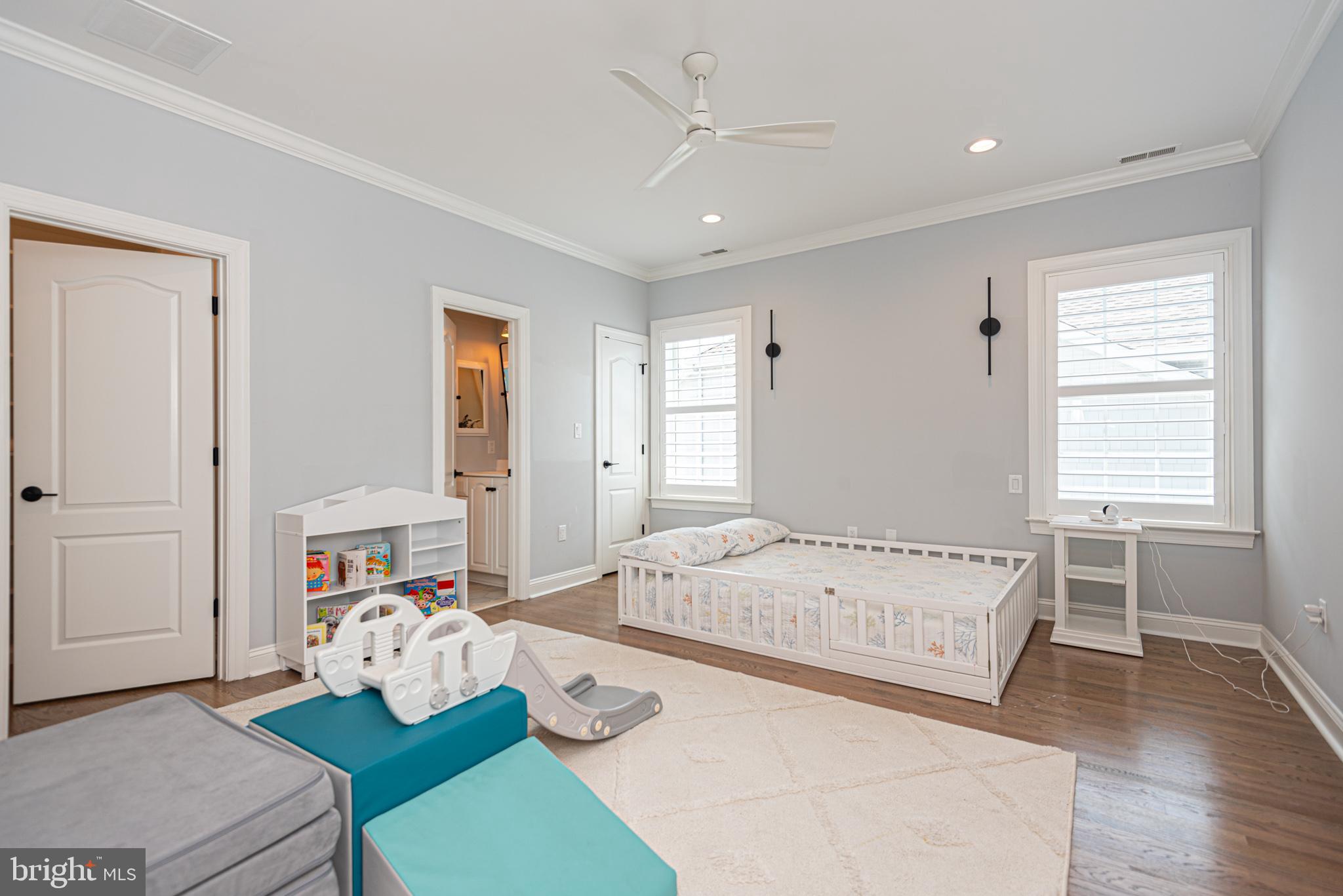 HERON HARBOUR - Residential