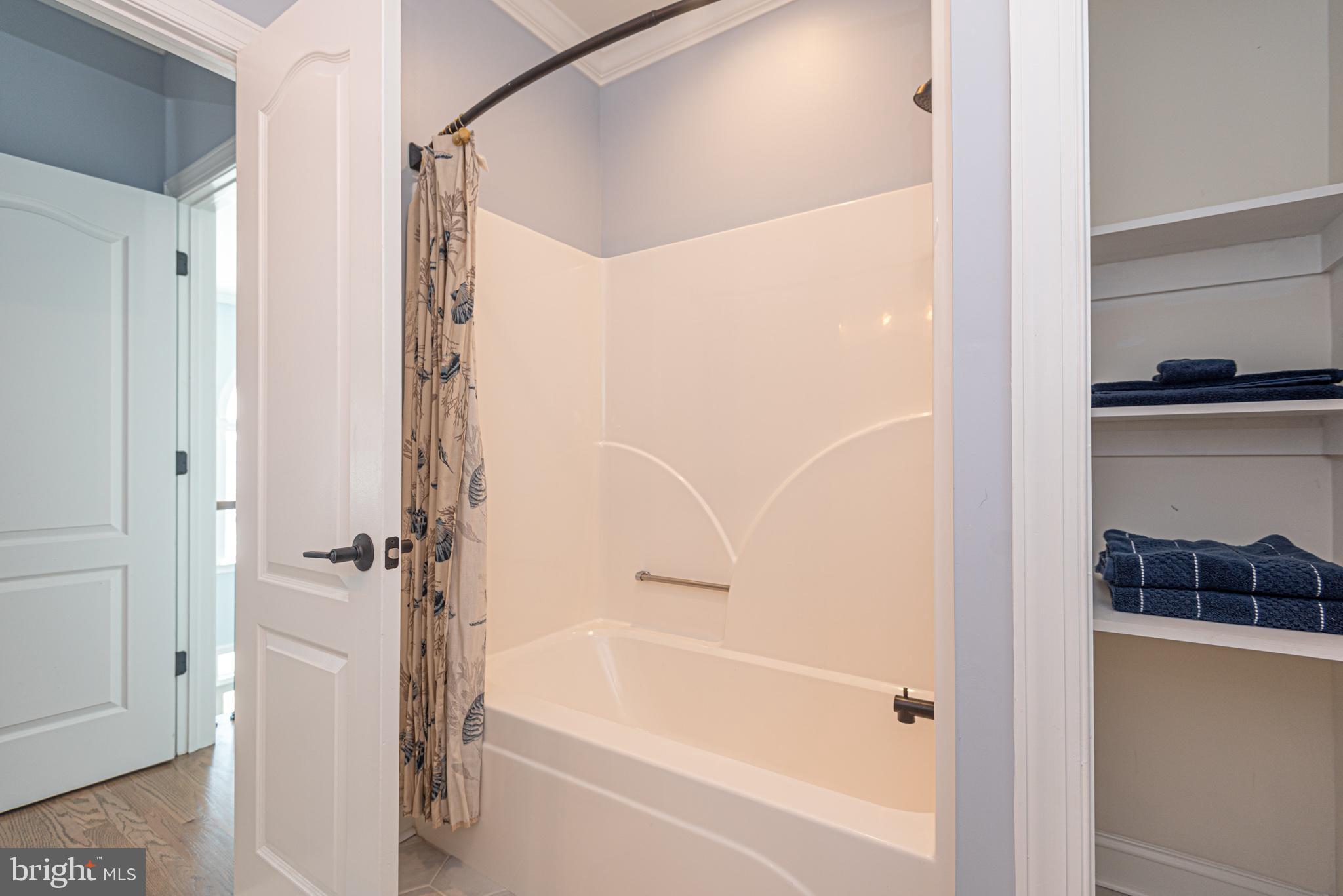 HERON HARBOUR - Residential