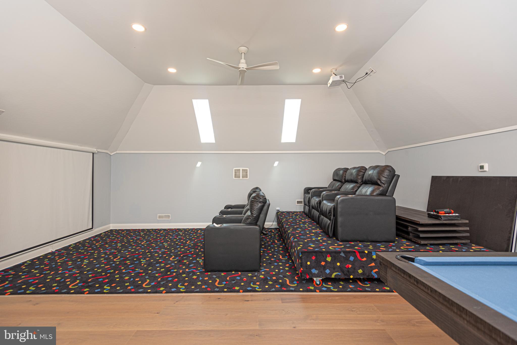 HERON HARBOUR - Residential