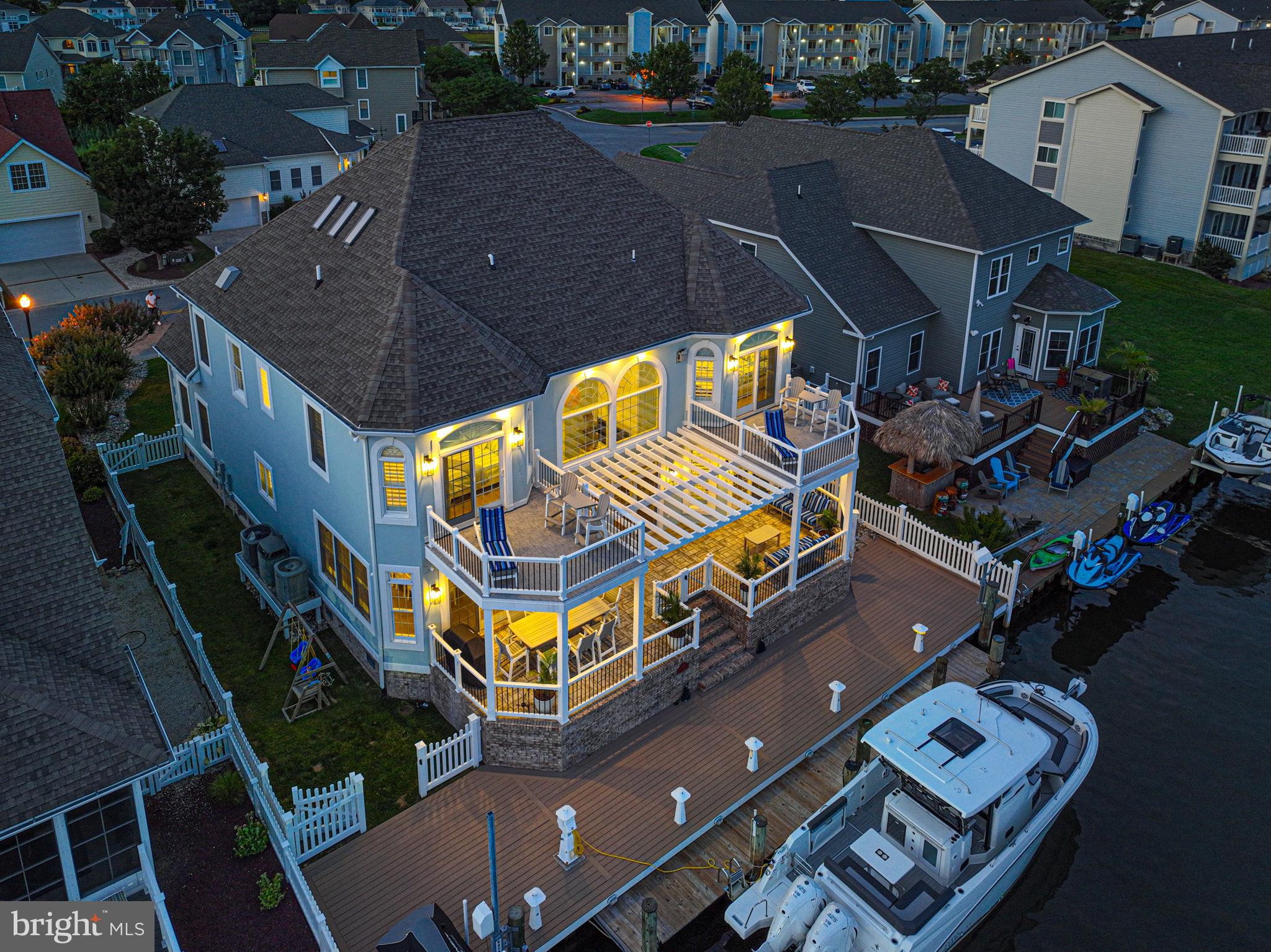 HERON HARBOUR - Residential