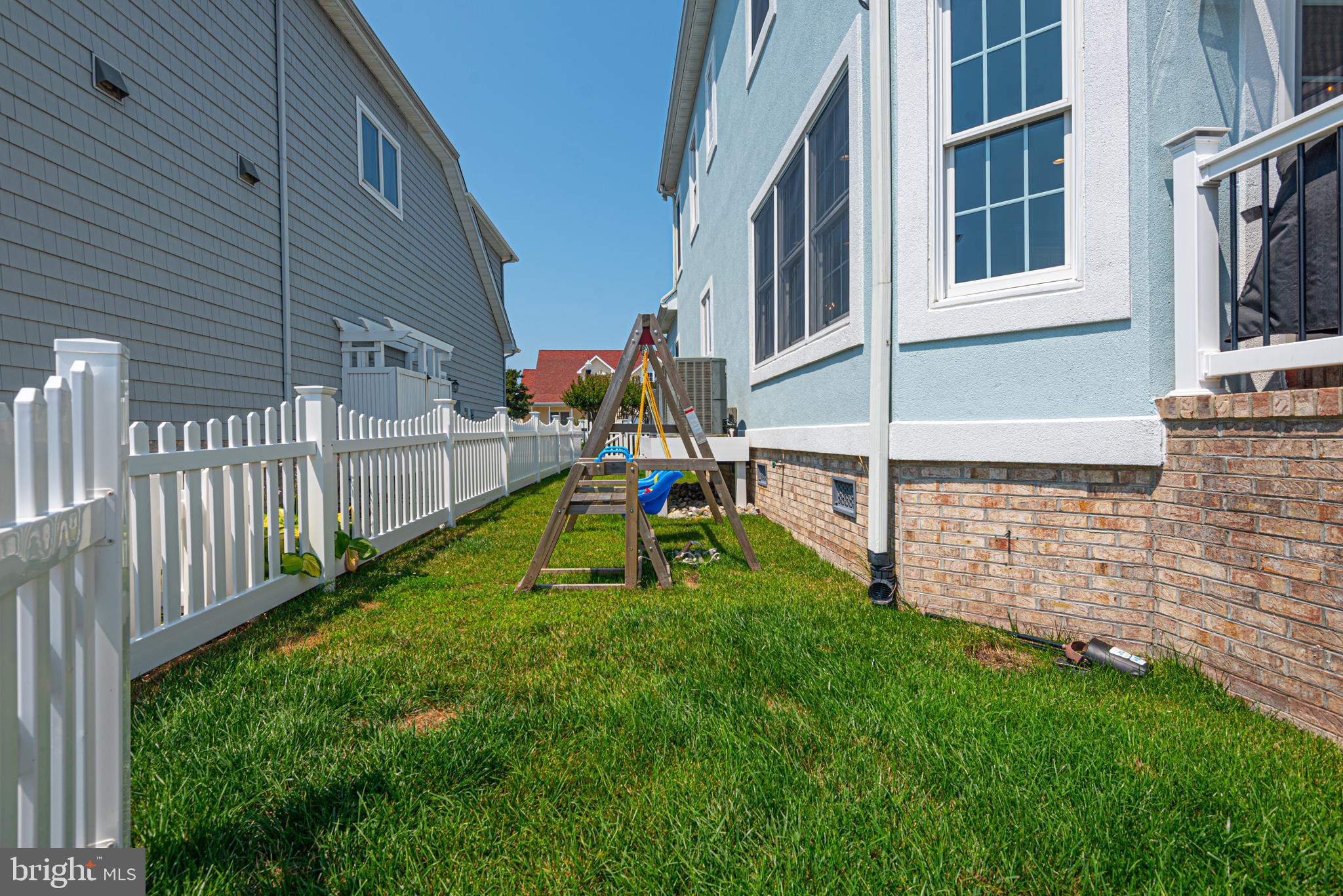 HERON HARBOUR - Residential