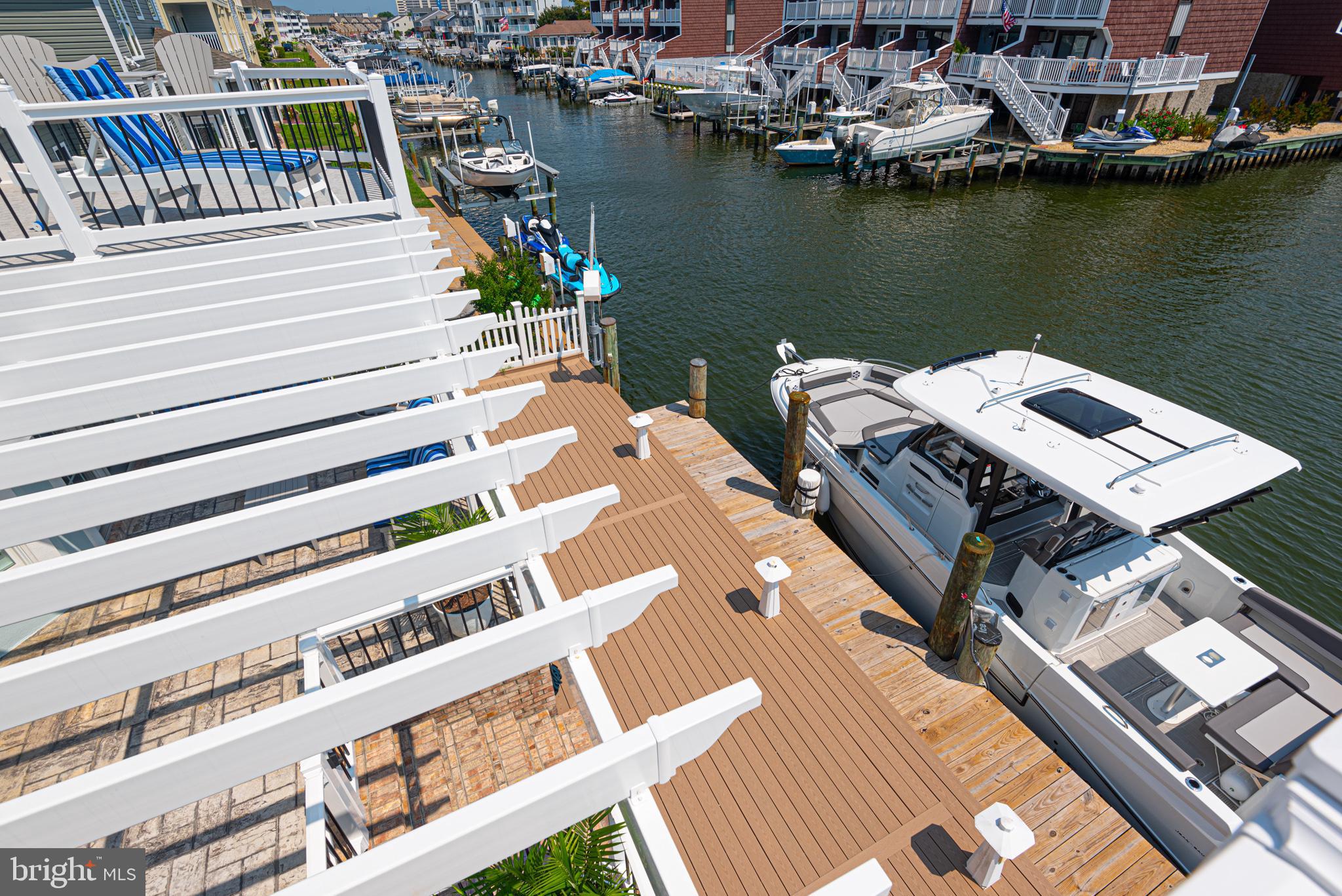 HERON HARBOUR - Residential