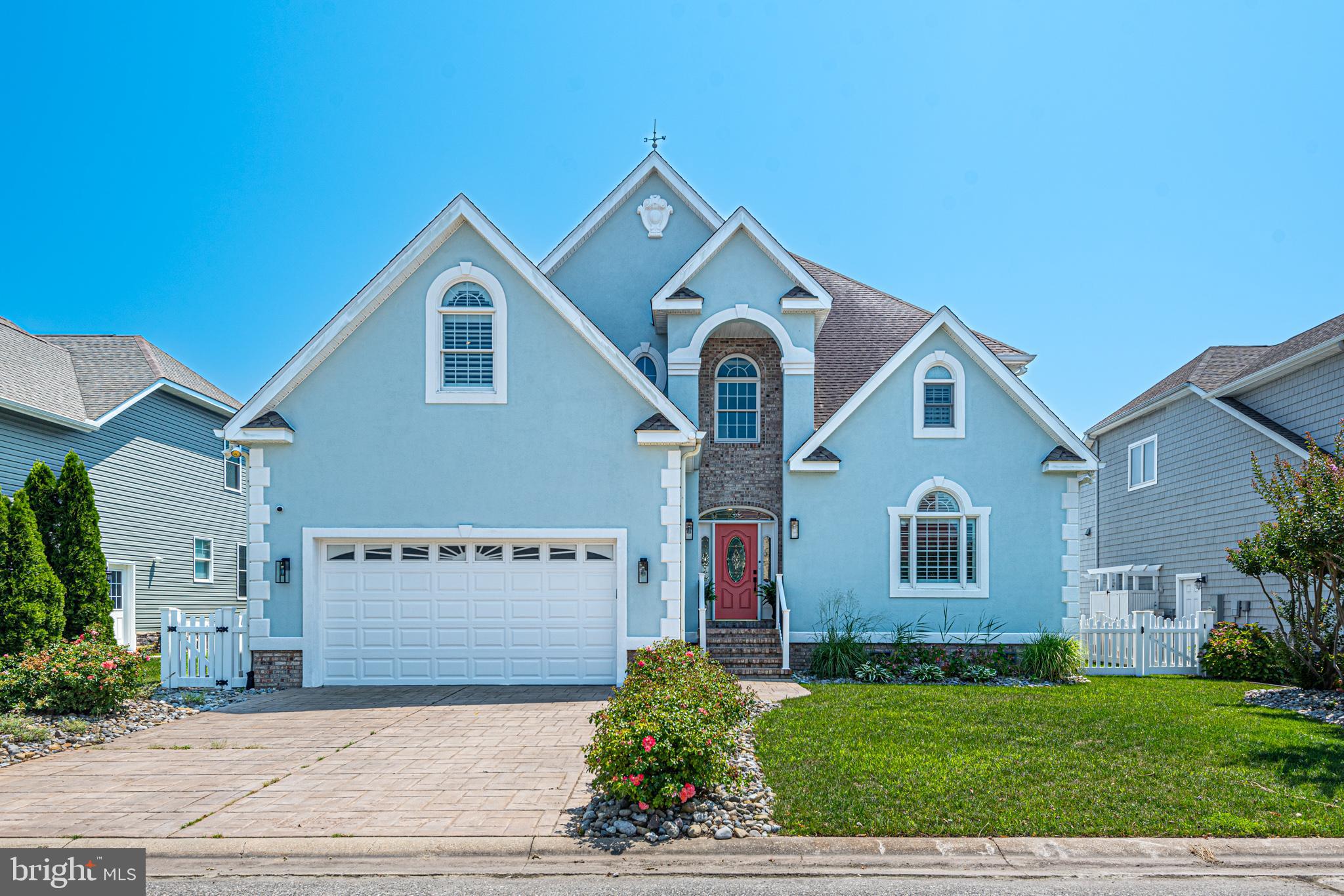 HERON HARBOUR - Residential