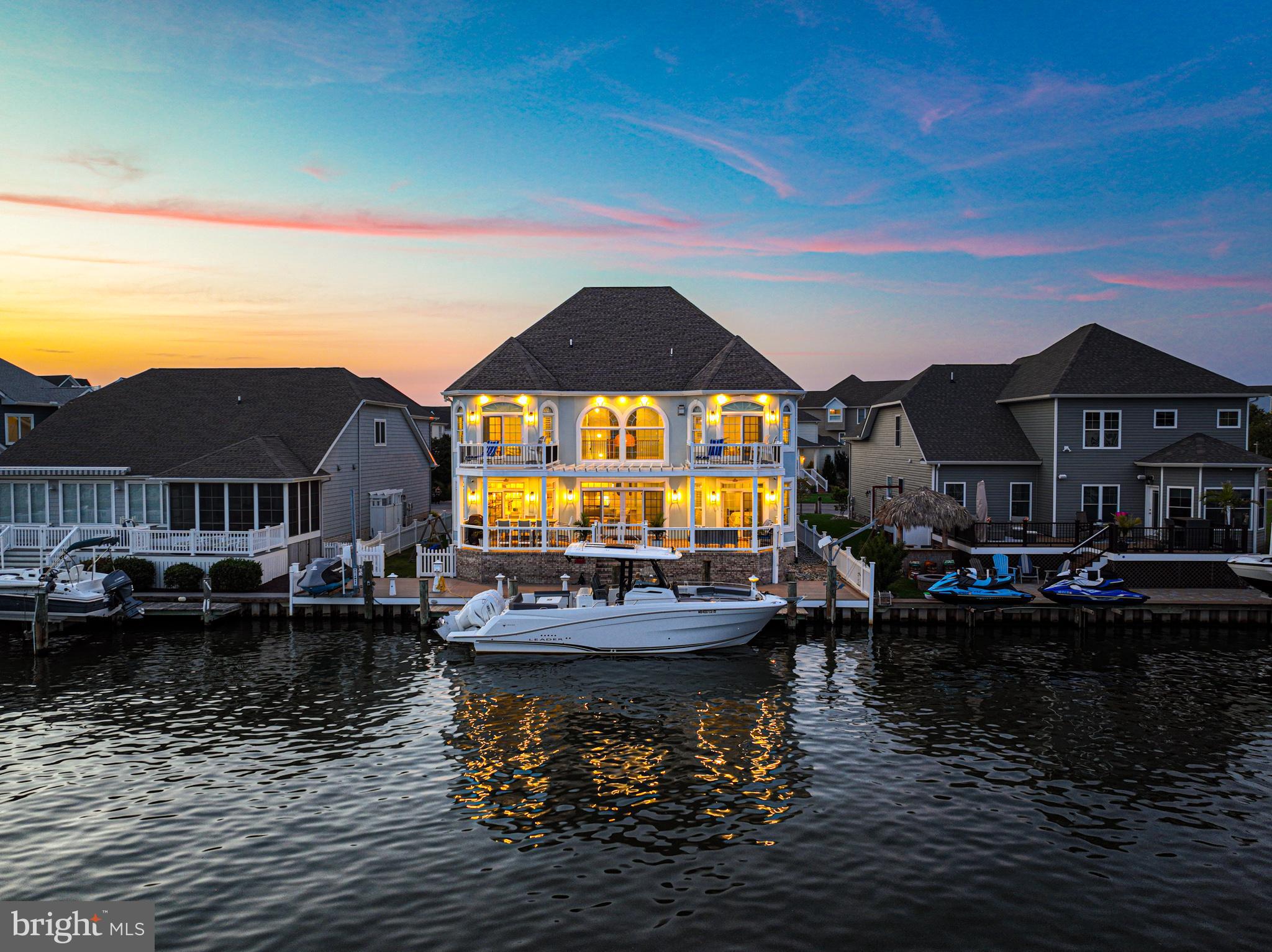 HERON HARBOUR - Residential