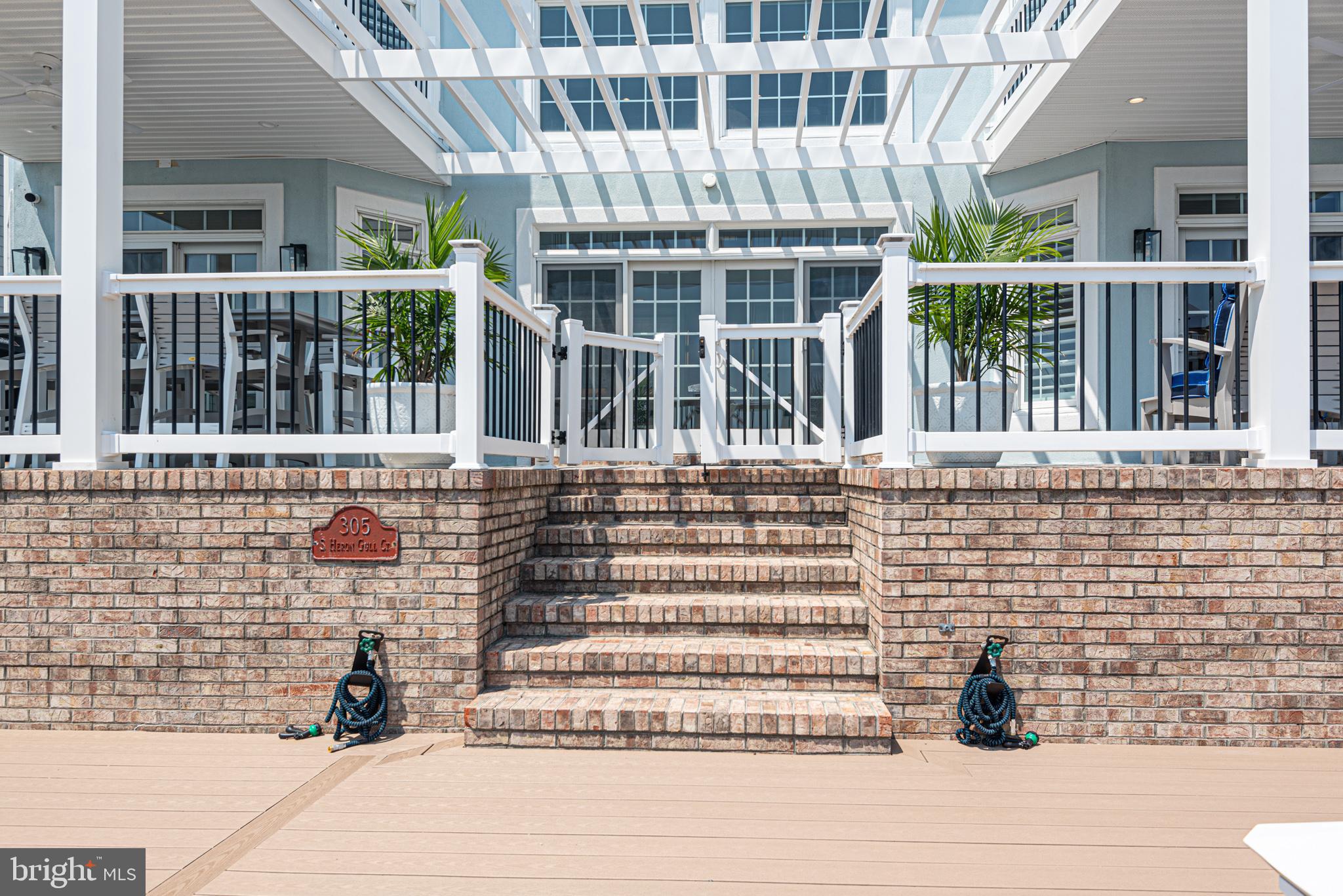 HERON HARBOUR - Residential