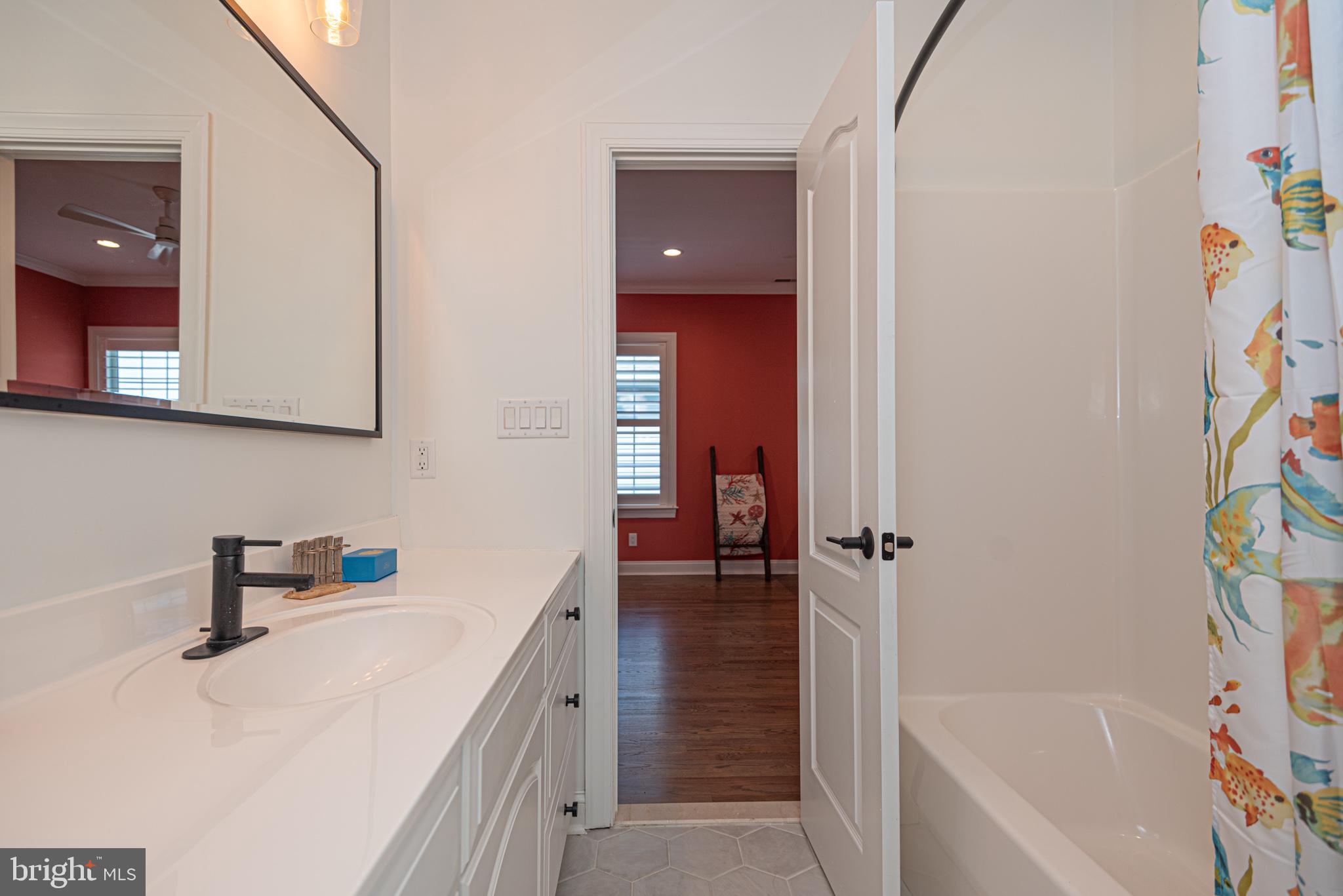 HERON HARBOUR - Residential