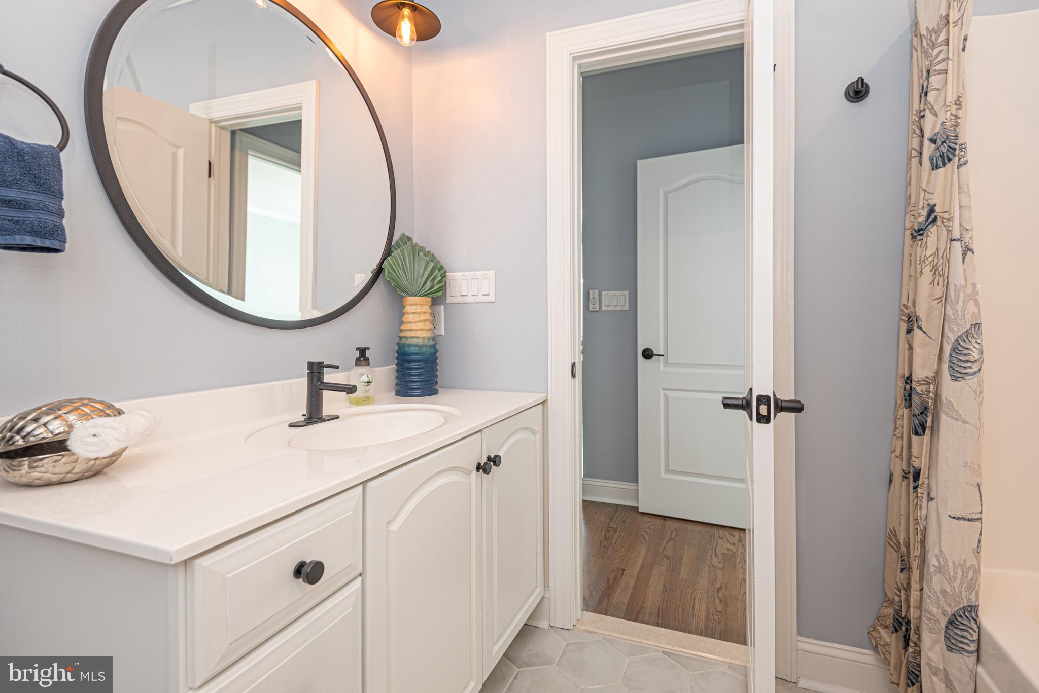 HERON HARBOUR - Residential