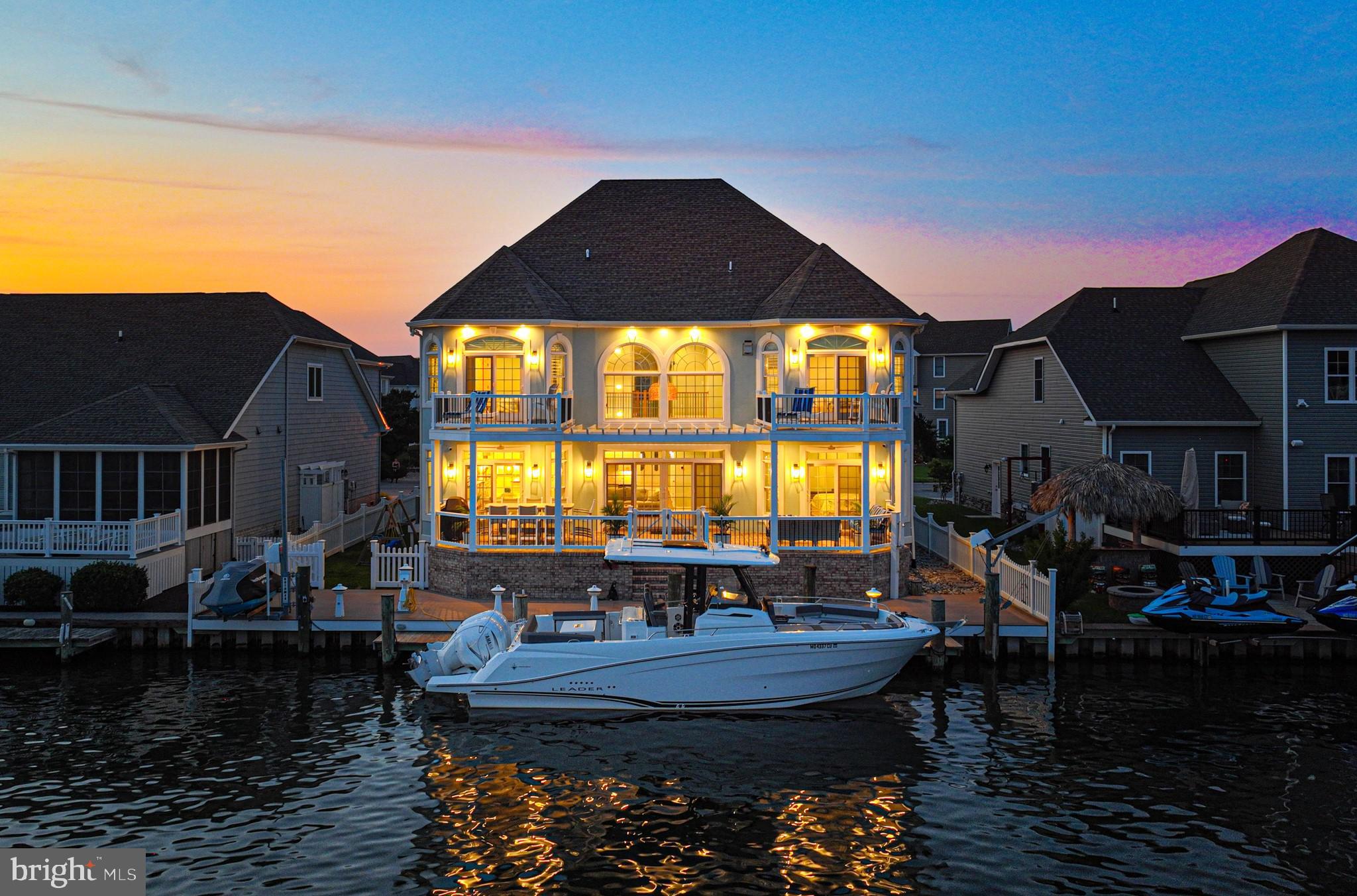 HERON HARBOUR - Residential