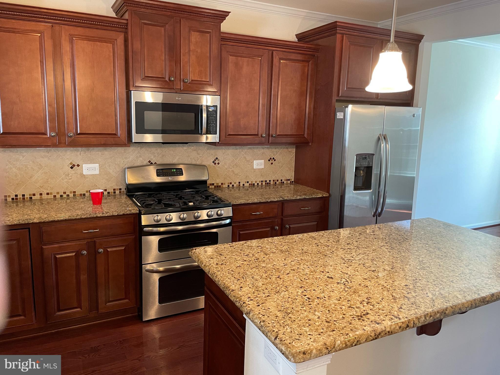 ESPLANADE AT RED RUN - Residential Lease