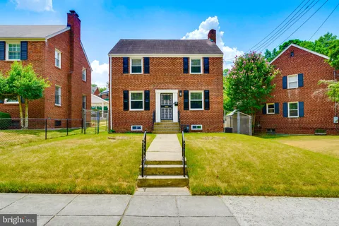 4850 Eastern Avenue NE, Washington, DC MLS: DCDC2171038