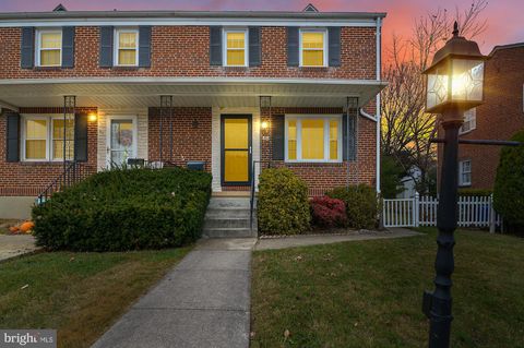 Photo of 48 Lyndale Avenue, NOTTINGHAM, MD 21236 (MLS # MDBC2146884)