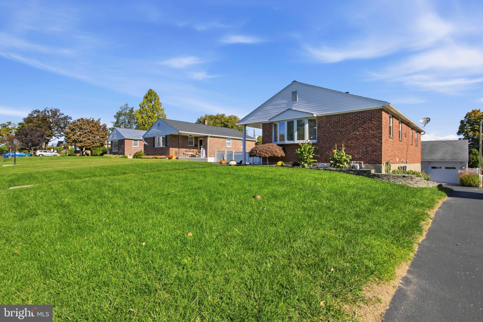 945 SPRINGHAVEN ROAD