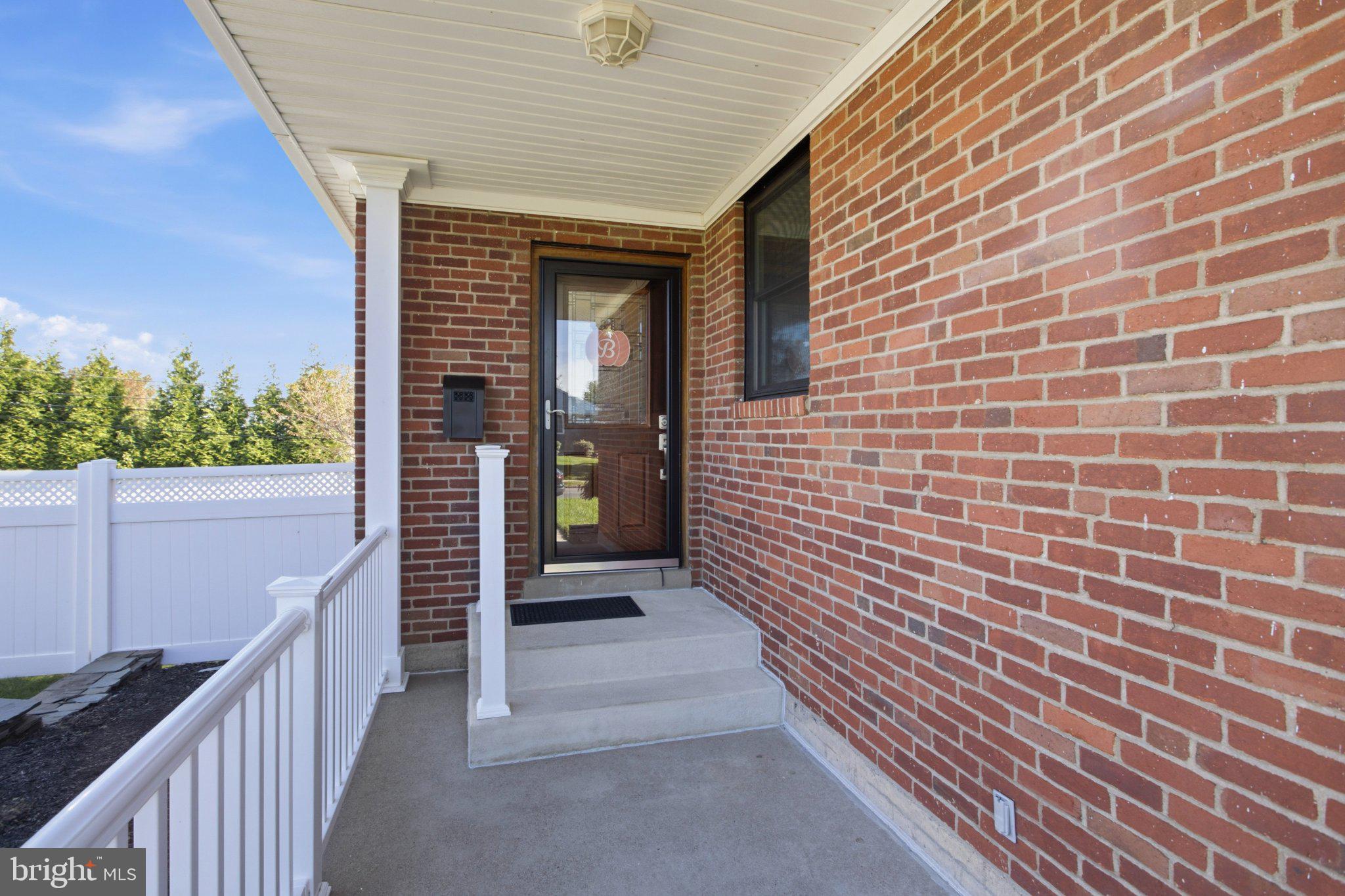 945 SPRINGHAVEN ROAD
