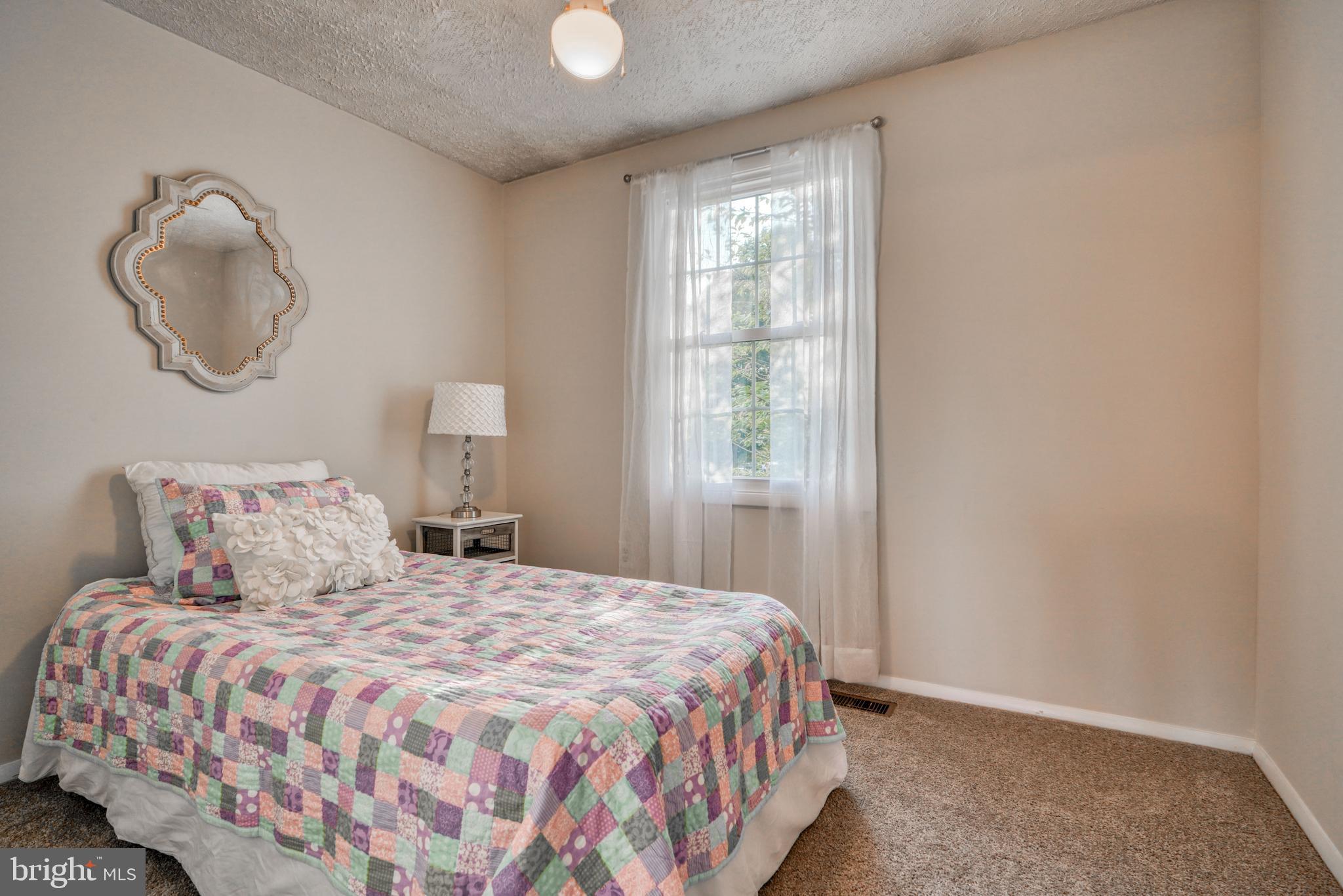 QUEEN ANNE VILLAGE - Residential