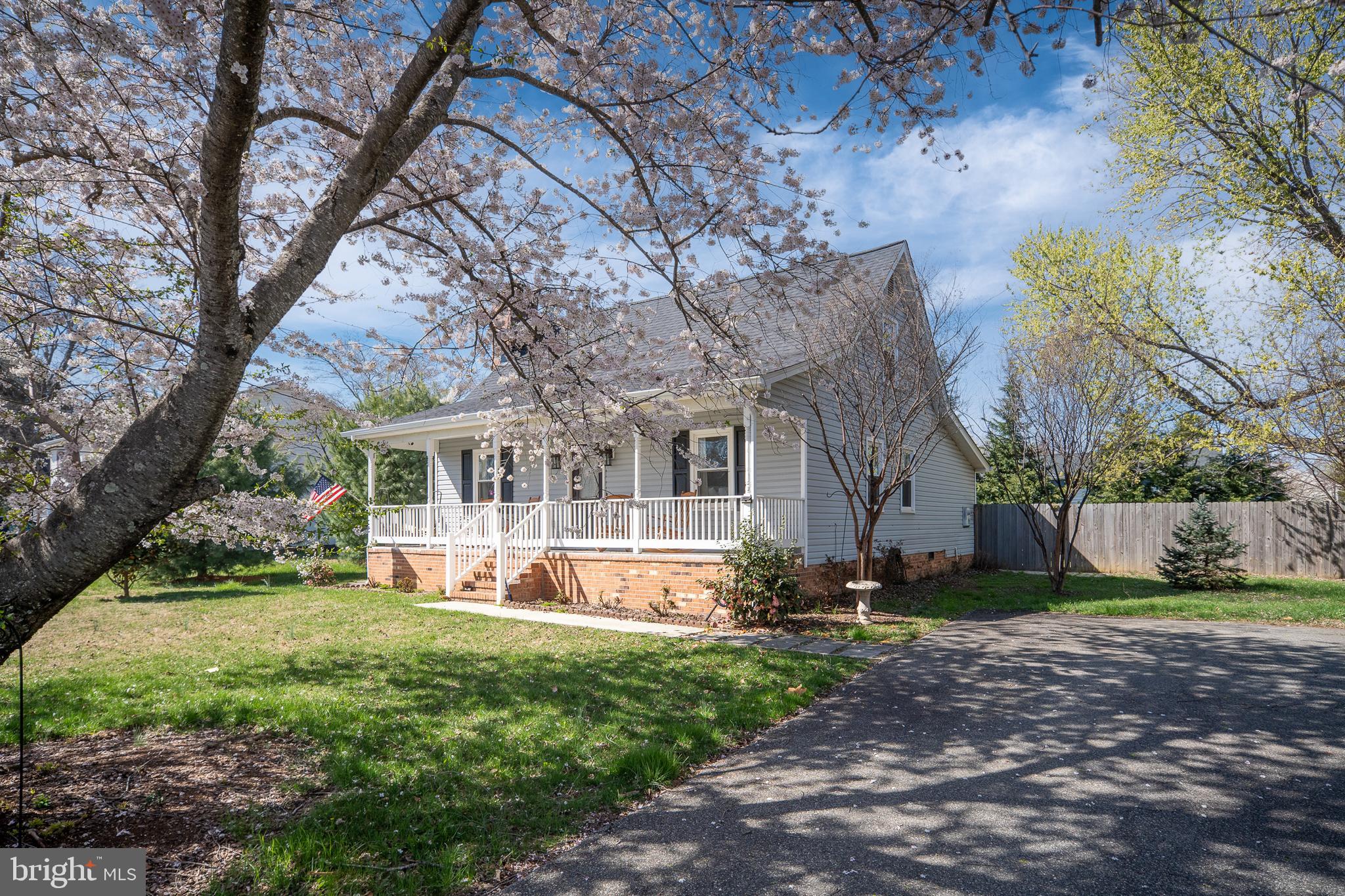 MAPLE GROVE - Residential