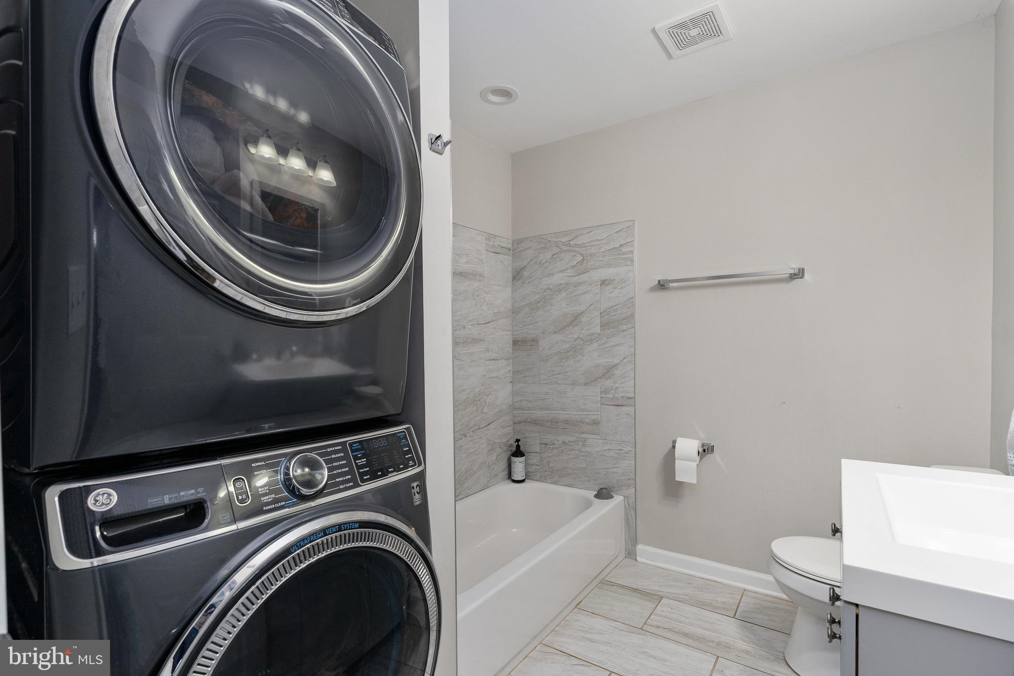 MAPLE GROVE - Residential