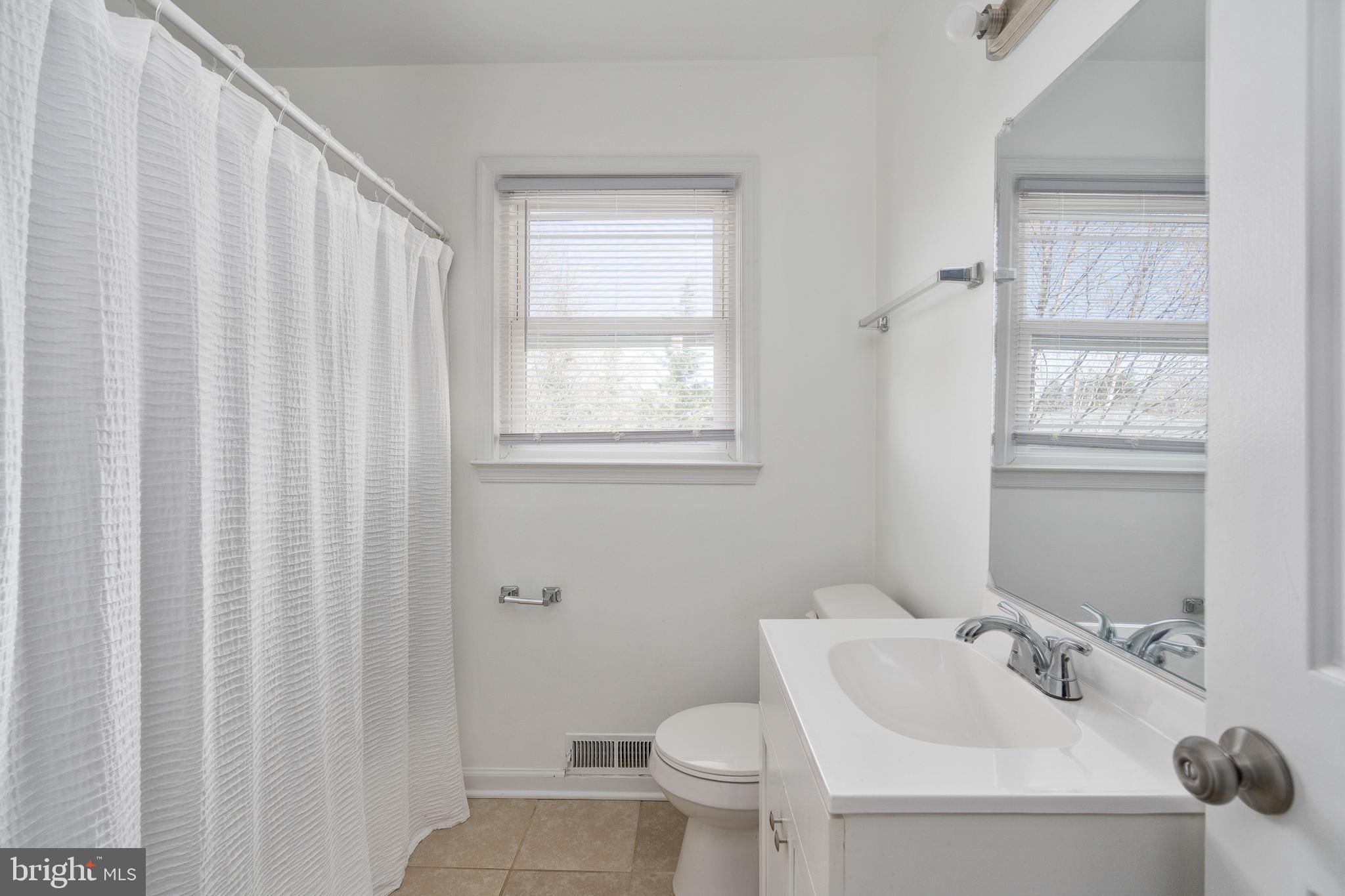 MAPLE GROVE - Residential