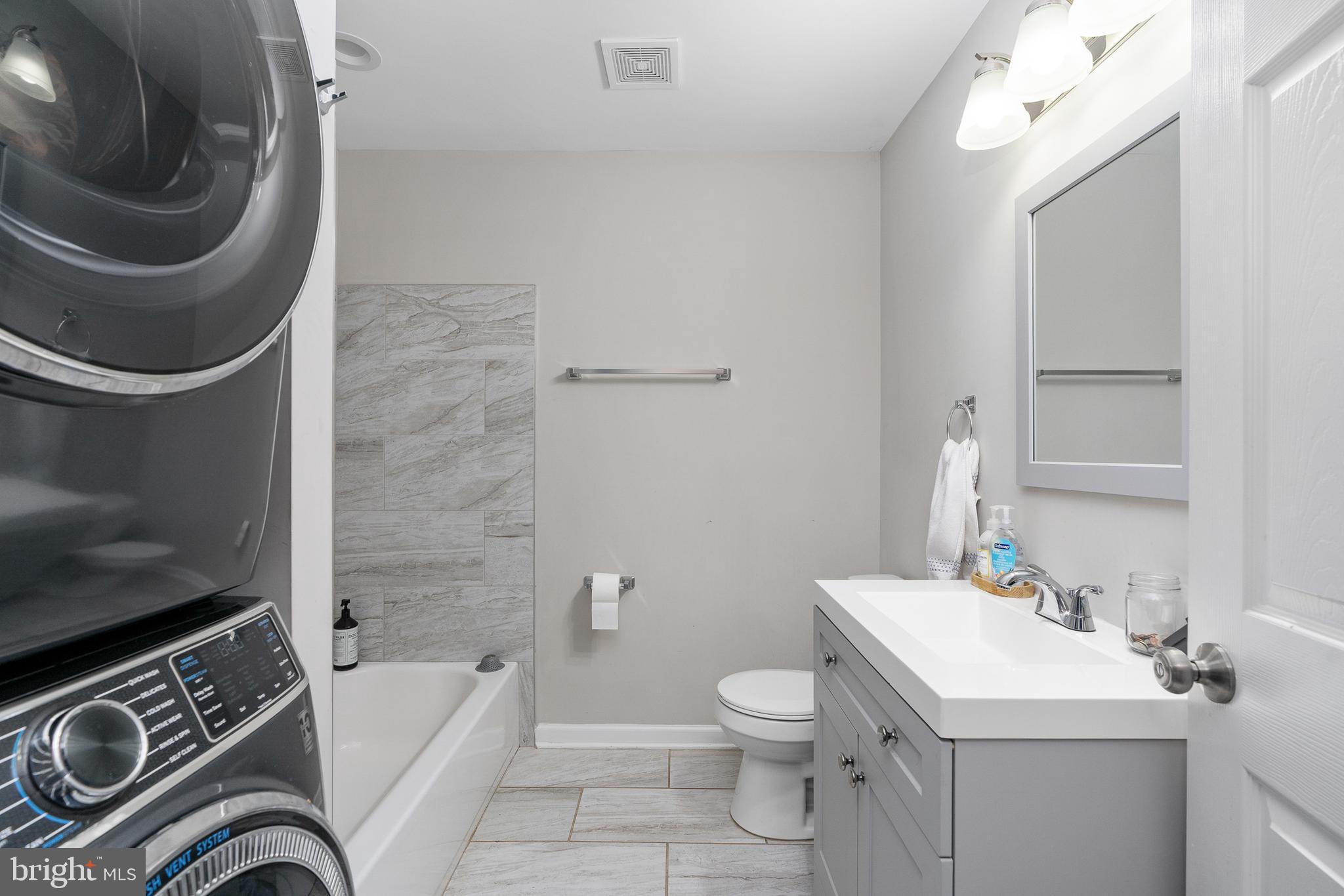 MAPLE GROVE - Residential