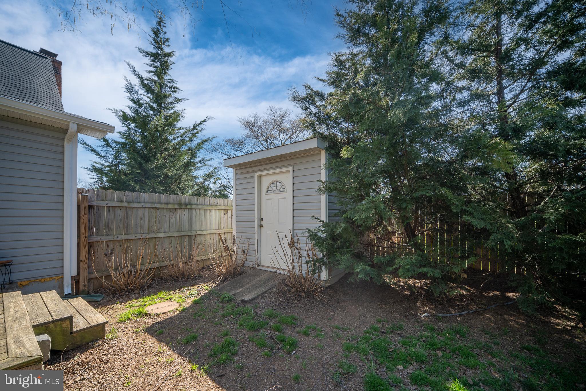 MAPLE GROVE - Residential