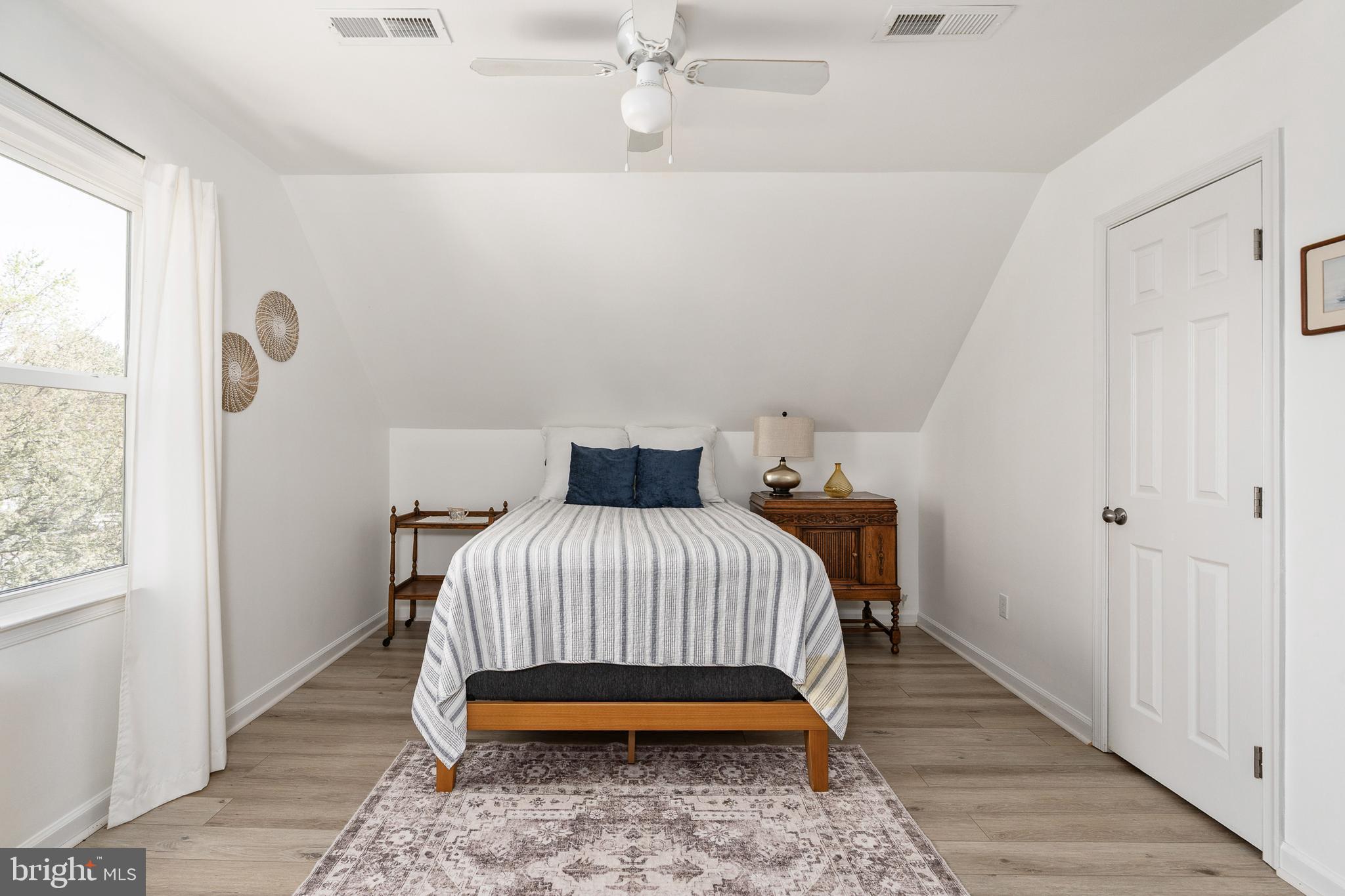 MAPLE GROVE - Residential