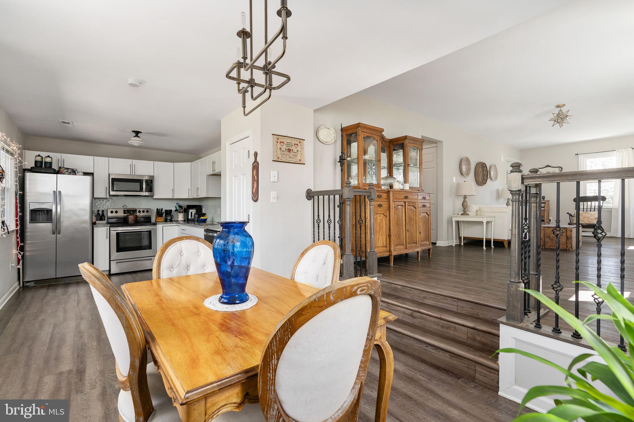 MAPLE GROVE - Residential