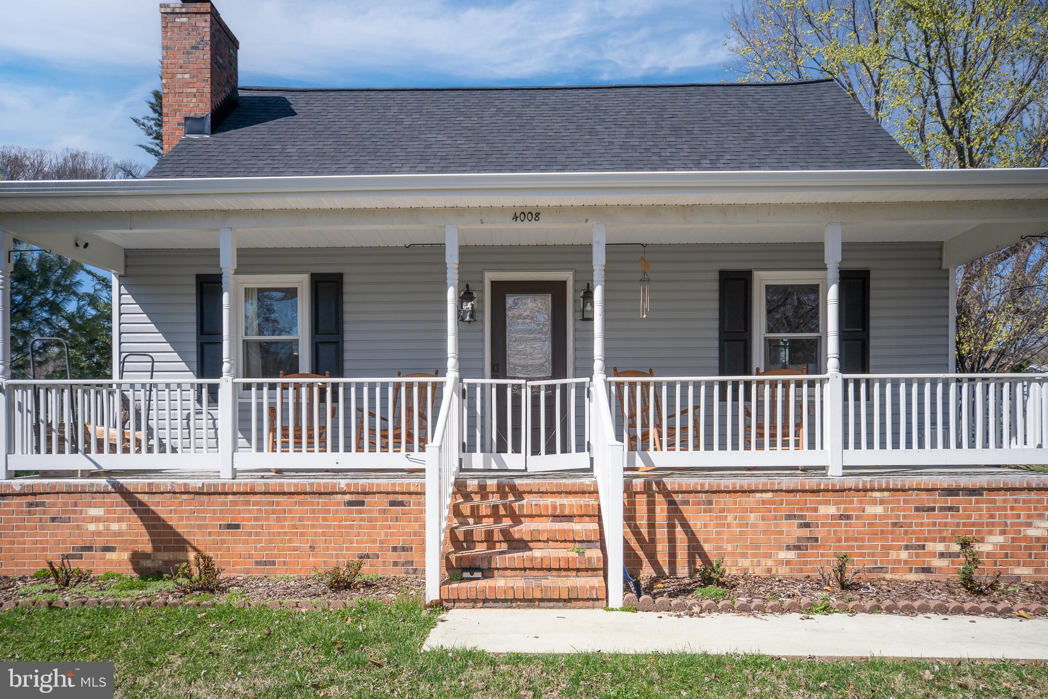 MAPLE GROVE - Residential