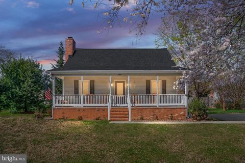 4008 BLAKE DRIVE FREDERICKSBURG VA 22407