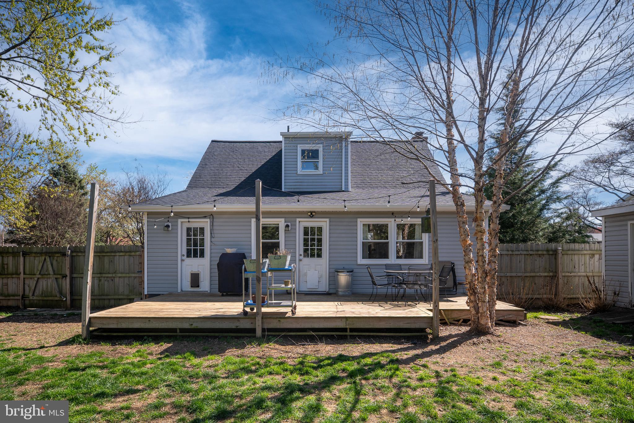 MAPLE GROVE - Residential